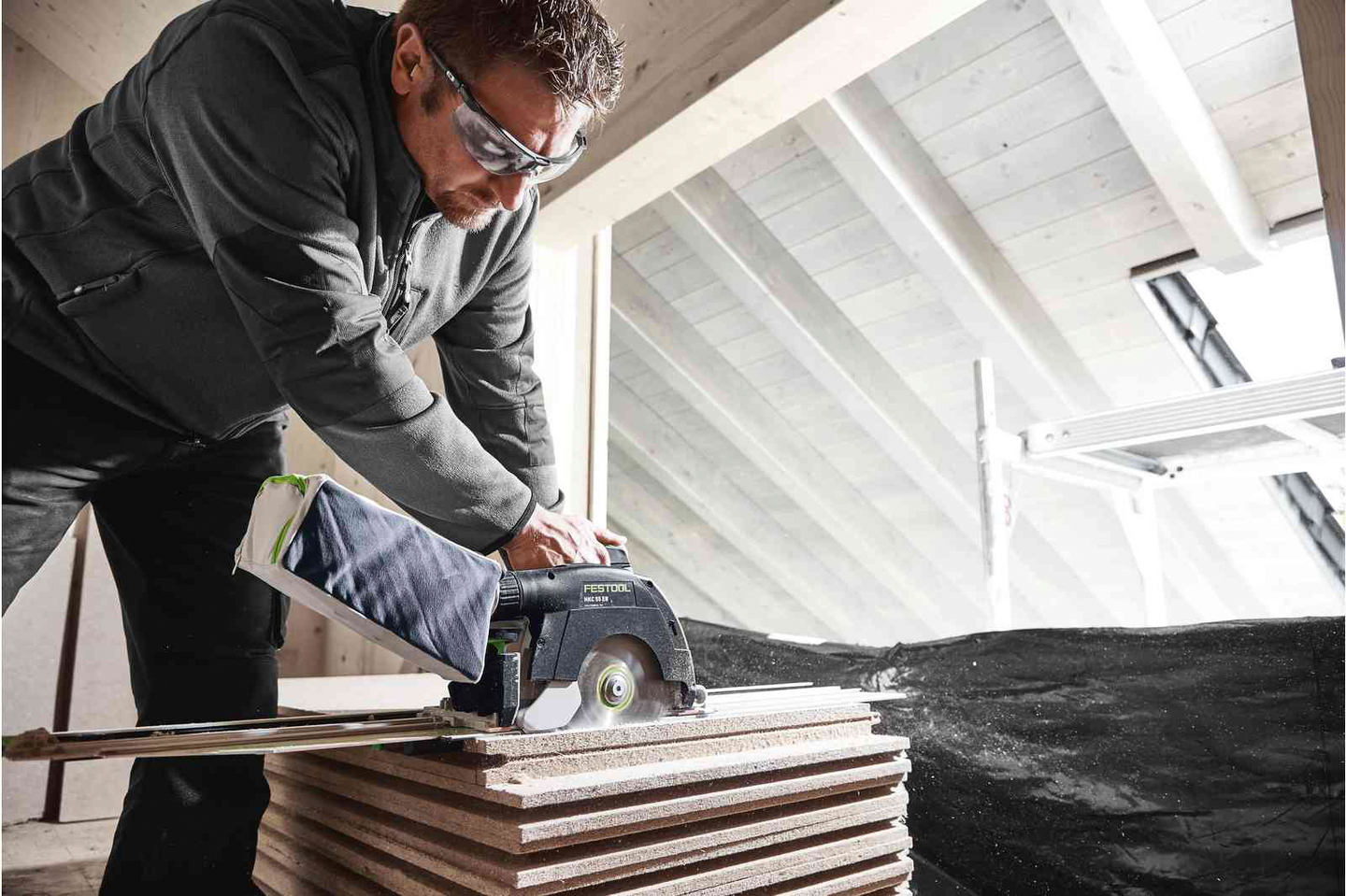 Akkukäsipyörösaha Festool HKC 55 EB BASIC