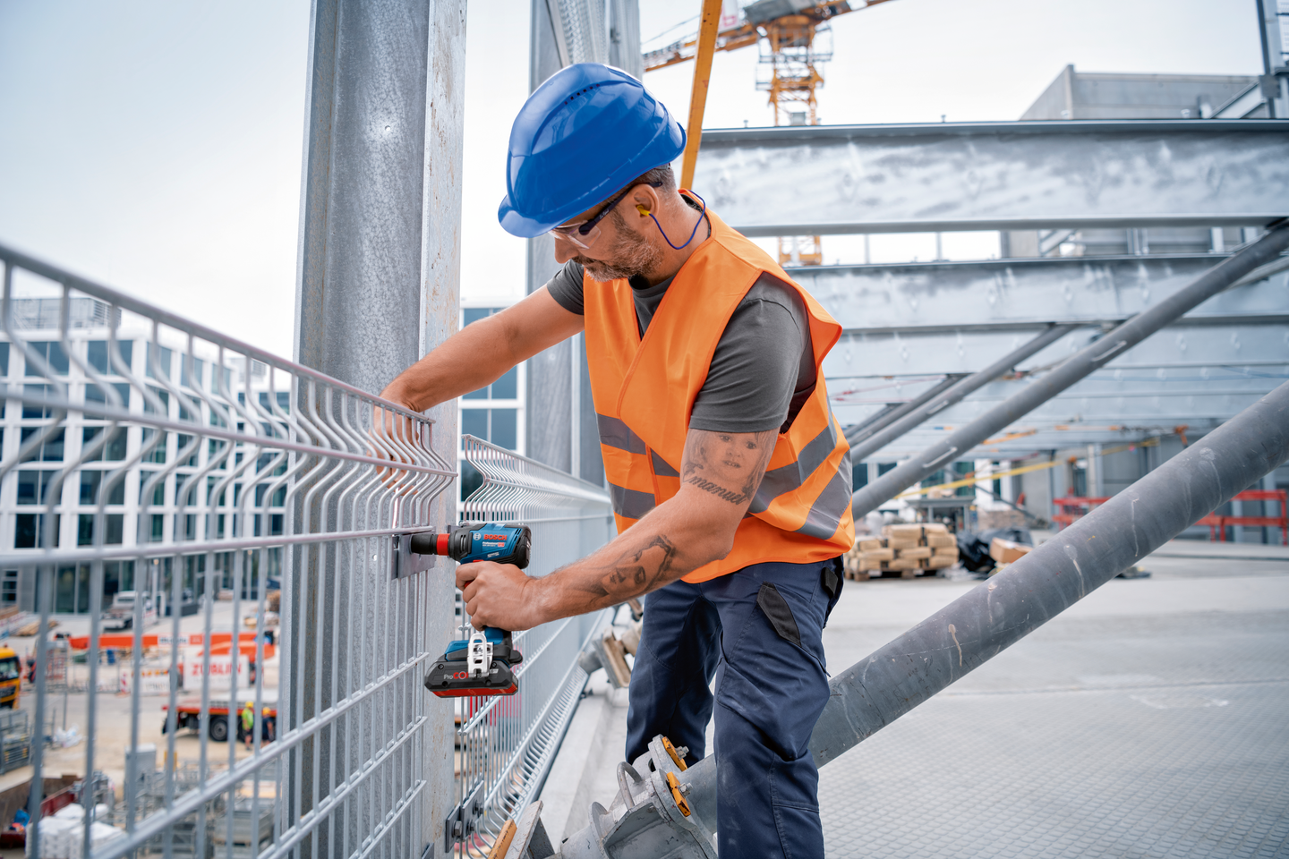 Akkumutterinväännin Bosch GDS 18V-1000 C Solo