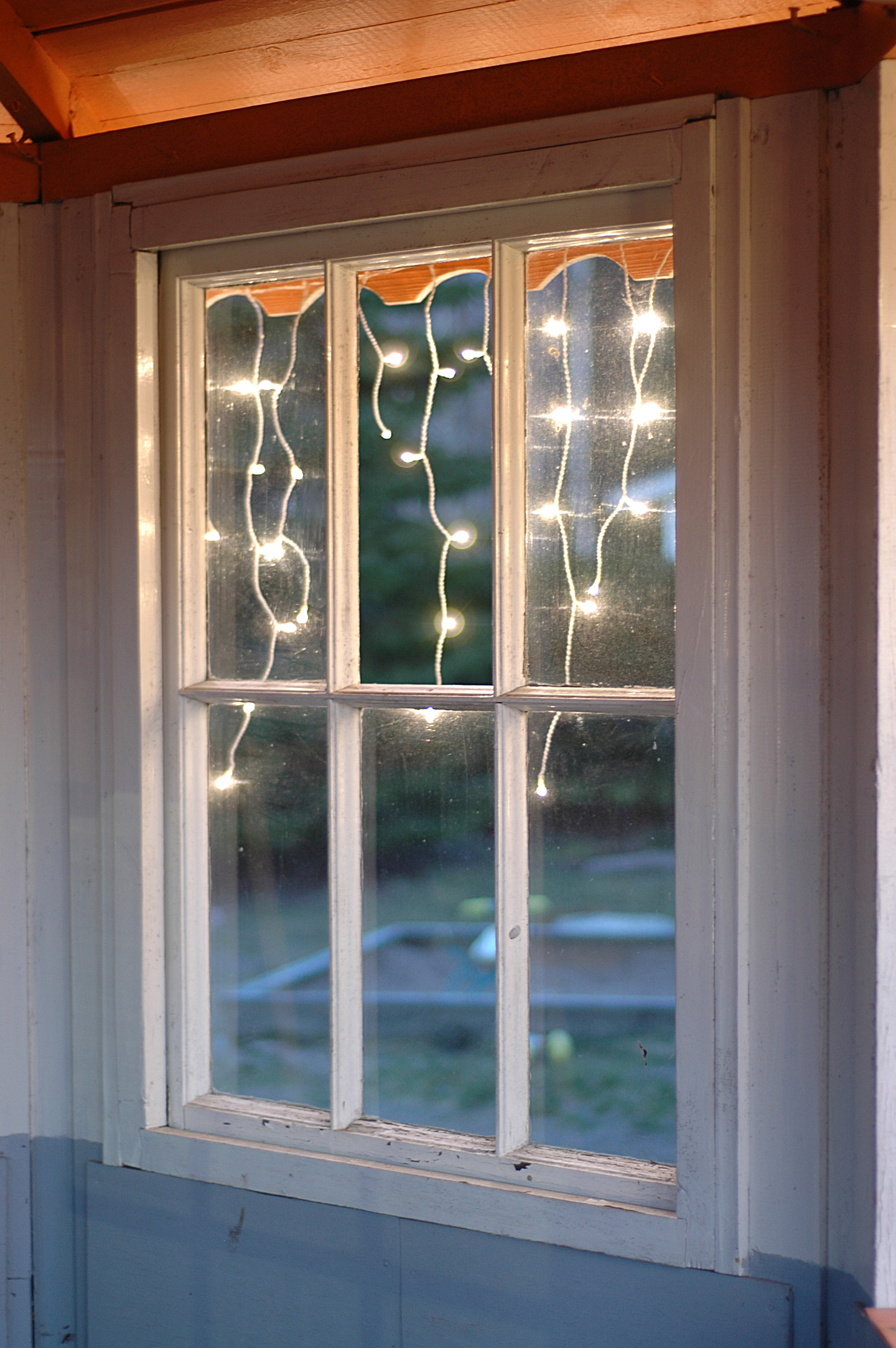 Valosarja Airam ulos/sisälle 72 lediä jääpuikko