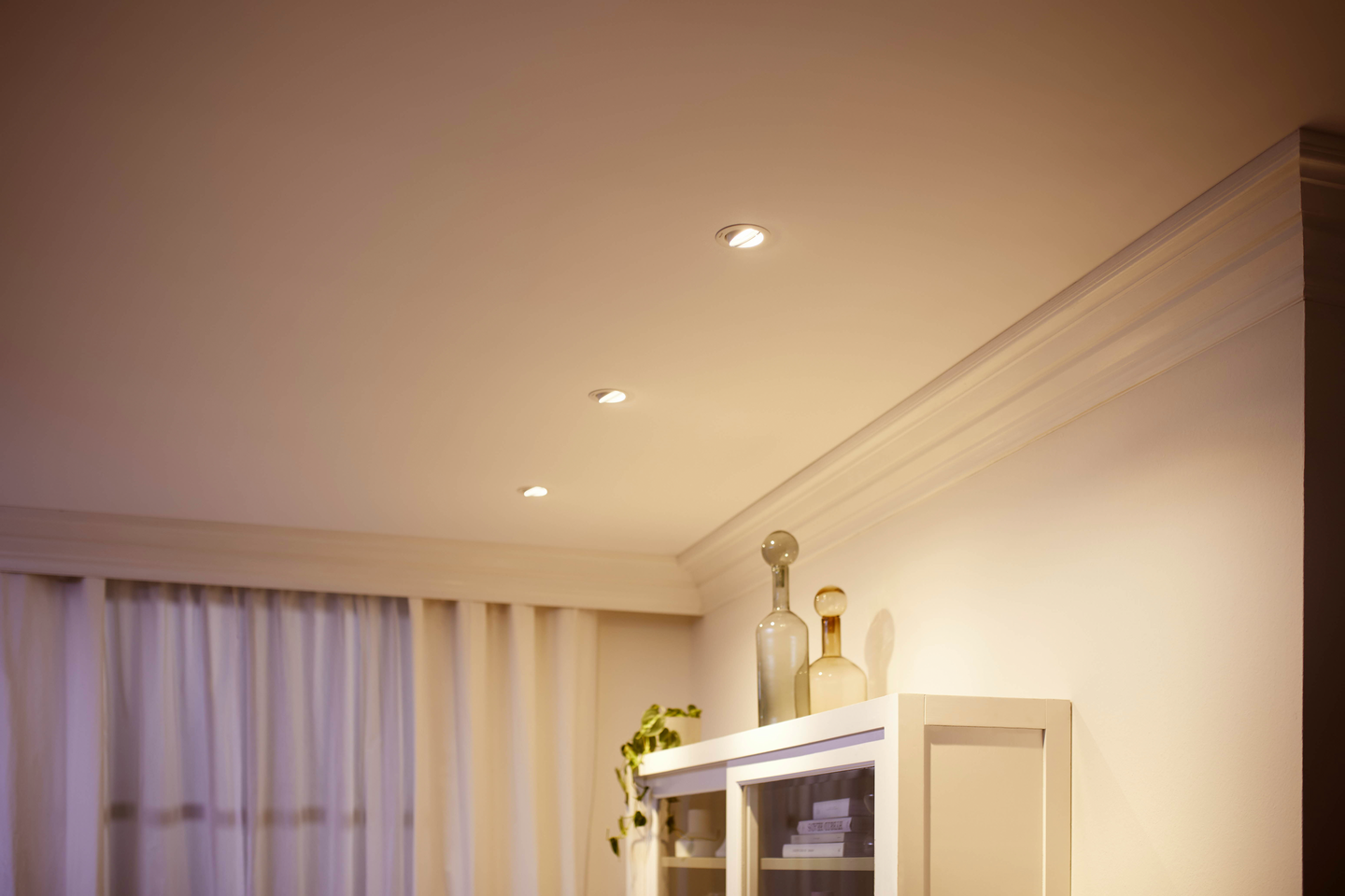 Kohdevalaisin Philips Impala upotettava valkoinen