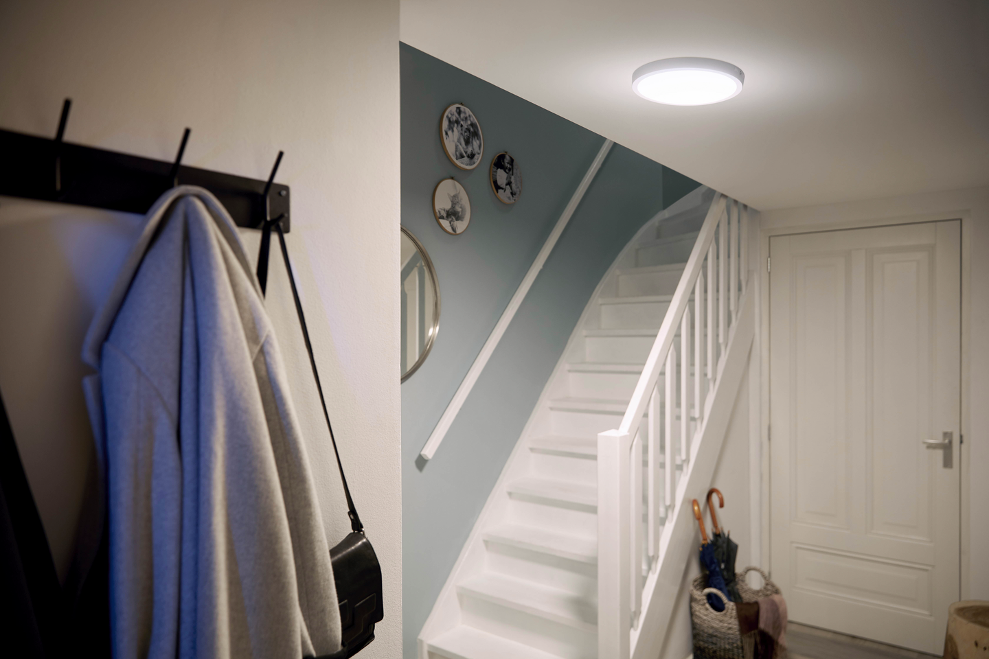 Kattovalaisin Philips Magneos 12W 40K valkoinen pyöreä