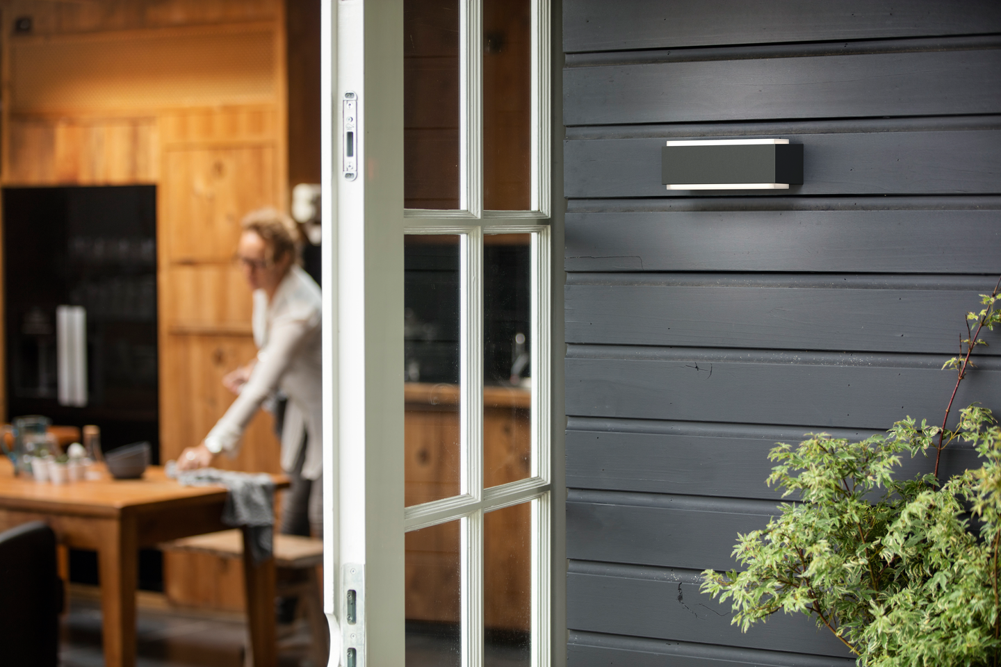 Seinävalaisin Stratosphere Philips 2x4,5W antrasiitti