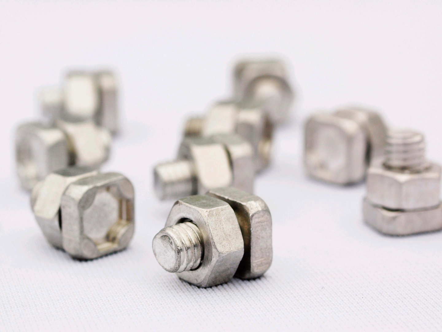 Mutterit ja pultit Vitavia kasvihuoneeseen 10kpl