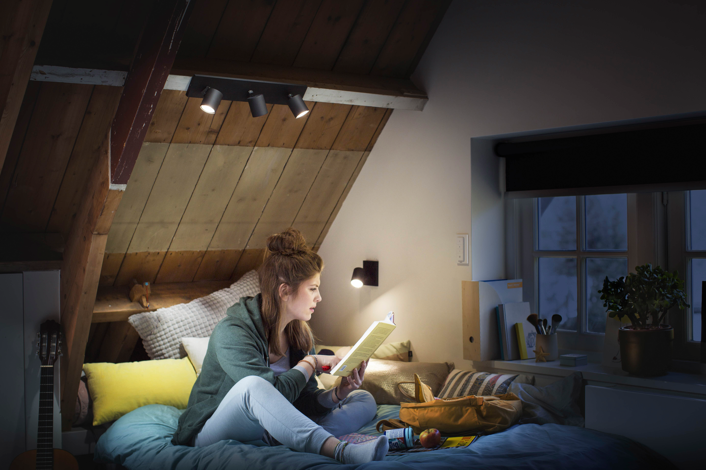 Kohdevalaisin Philips Hue 3x5W 230V