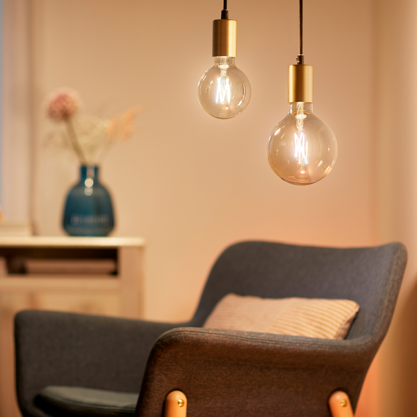 Led-lamppu WiZ WI-FI 6W E27 TW G125 920-50 Filament MERIPIHKA