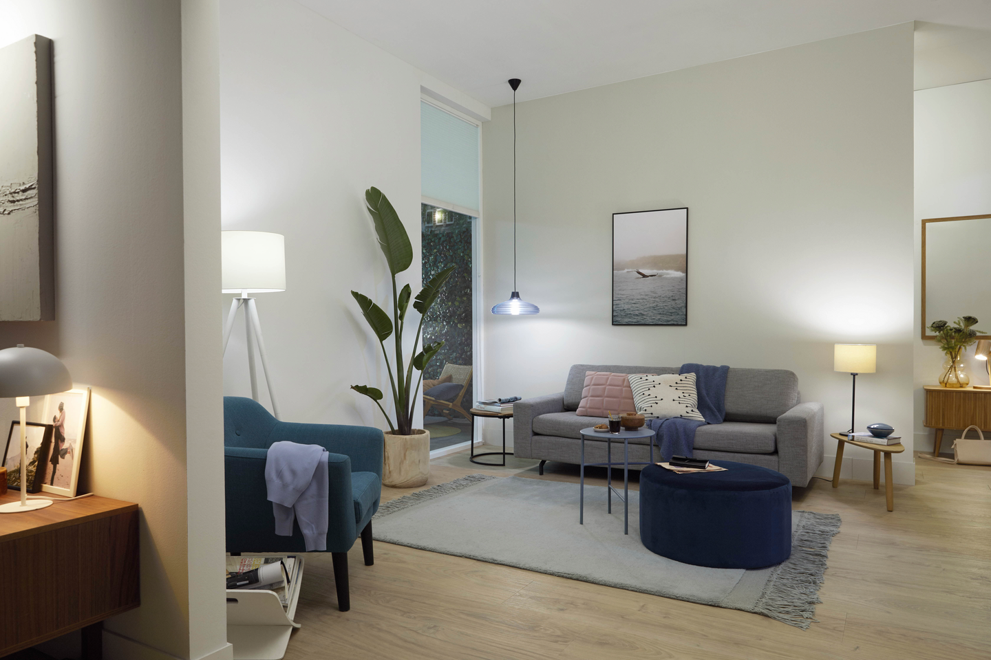 Lamppu Philips Smart LED 11W G95 E27 922-65 RGB color