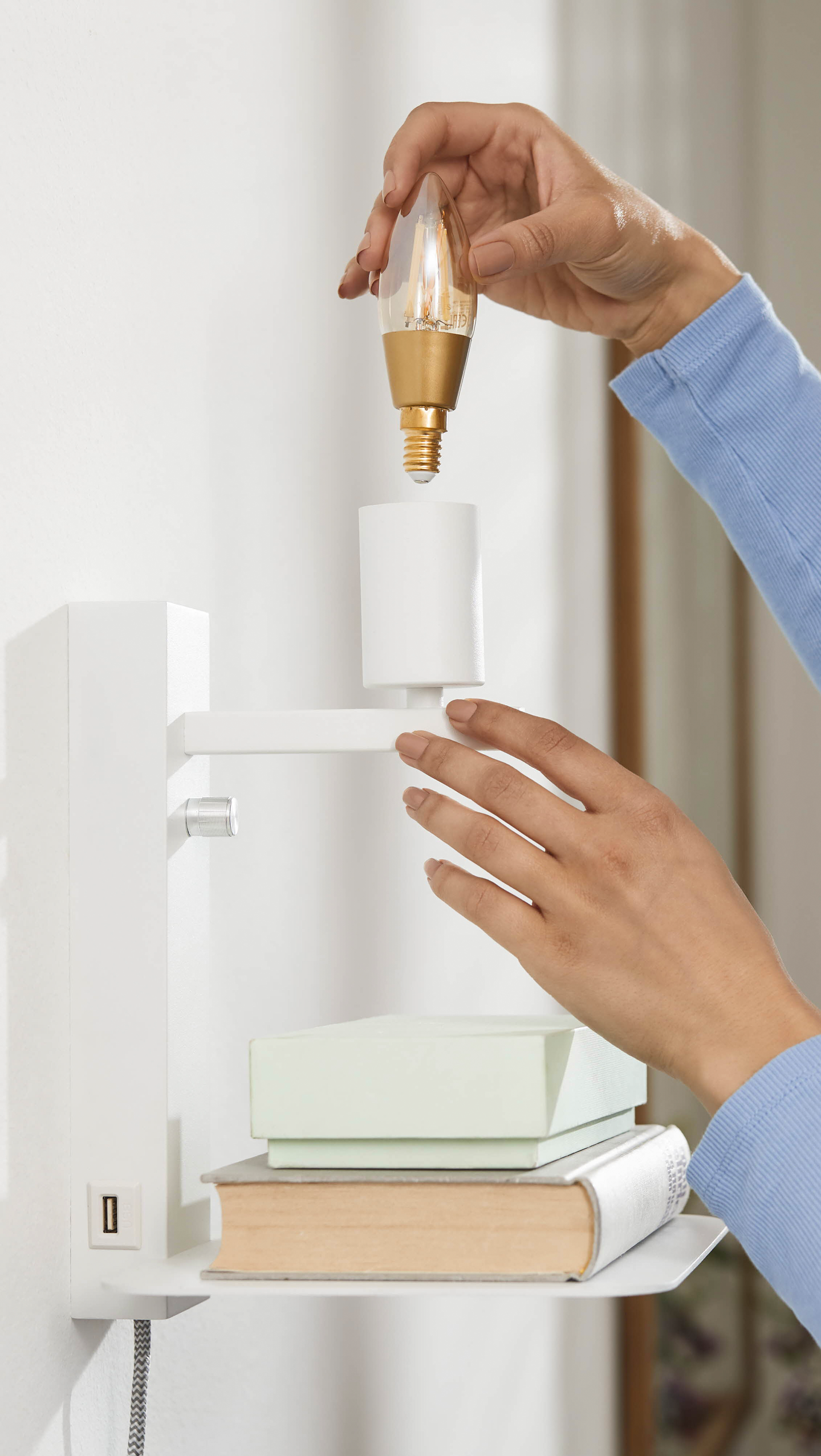 Lamppu Philips Smart LED 4.9W C35 E14 920-50 meripihka