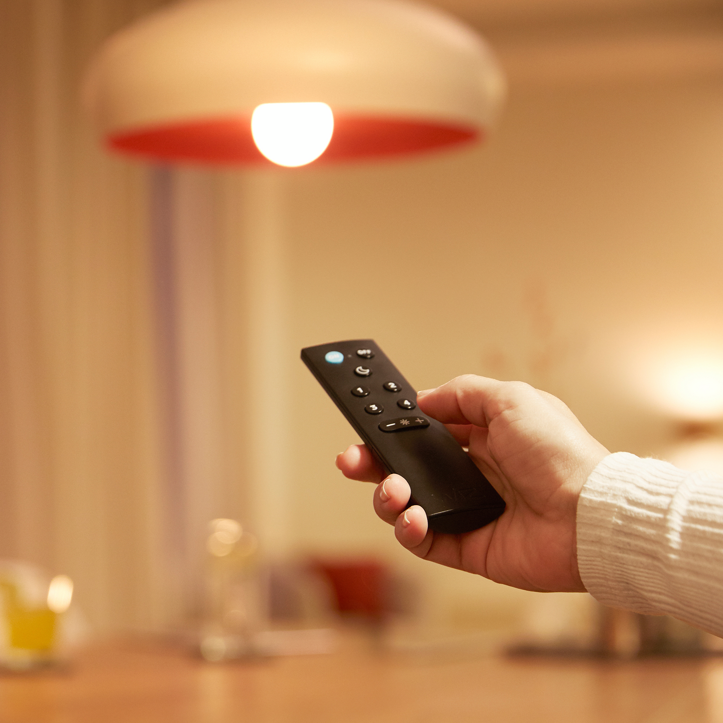 Aloituspakkaus WiZ wi-fi 8W ST64 tunable White meripihka 2