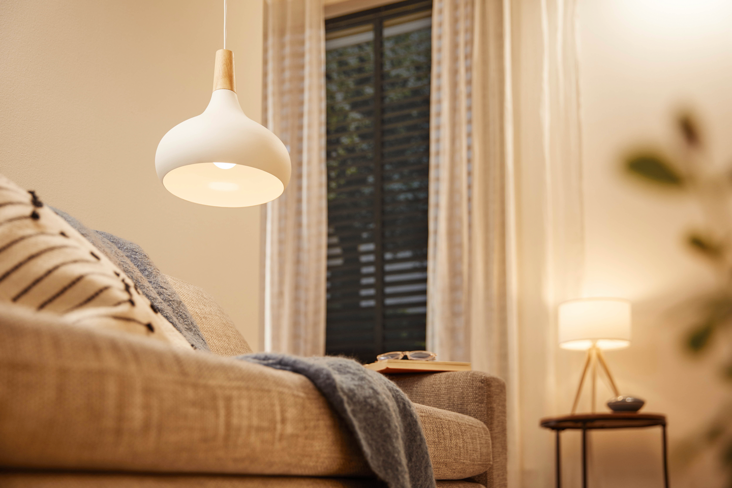 Lamppu Philips Smart LED 8W A60 E27 927-65 tunable white 2