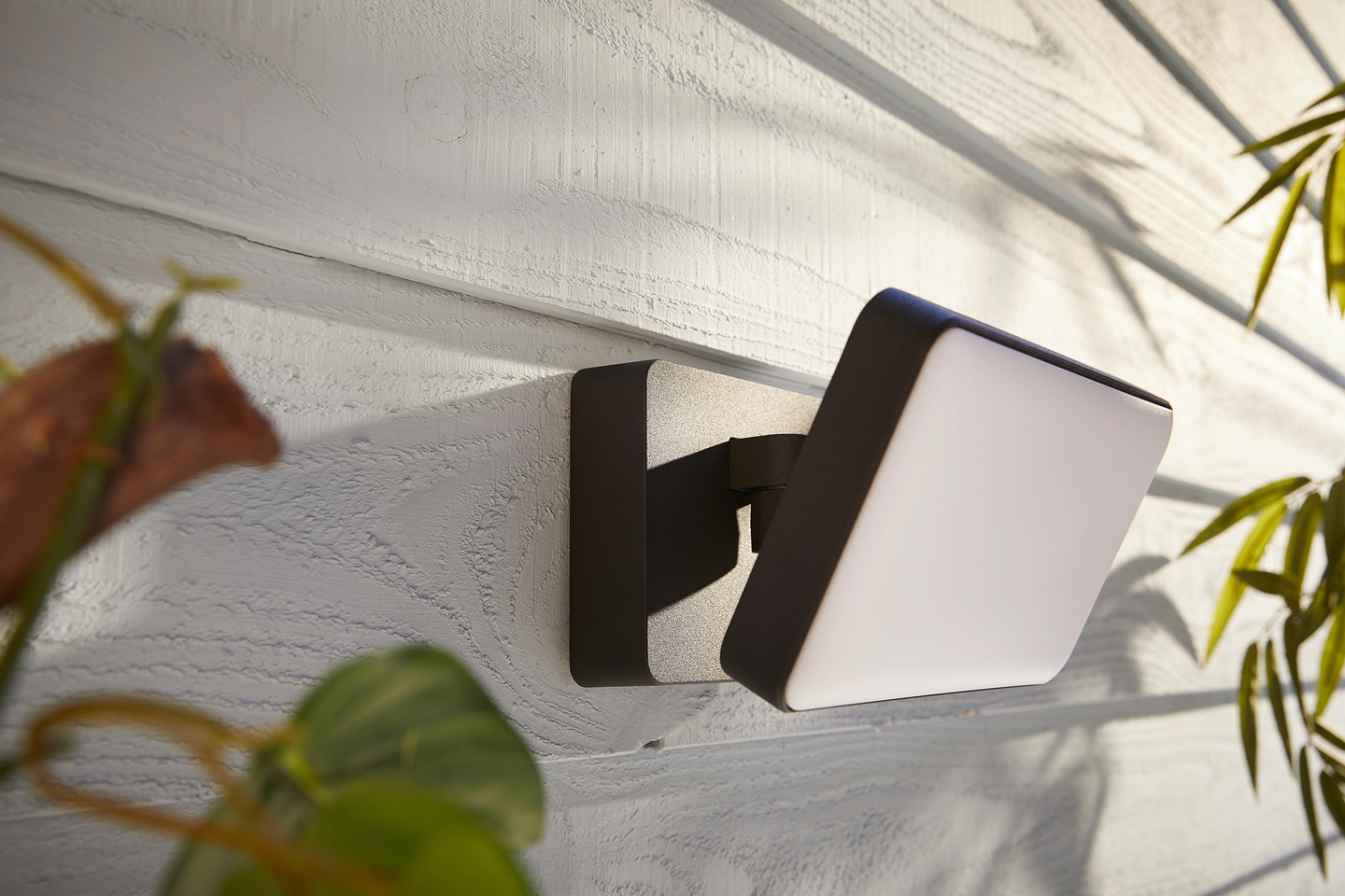 Ulkovalonheitin Philips Hue Welcome