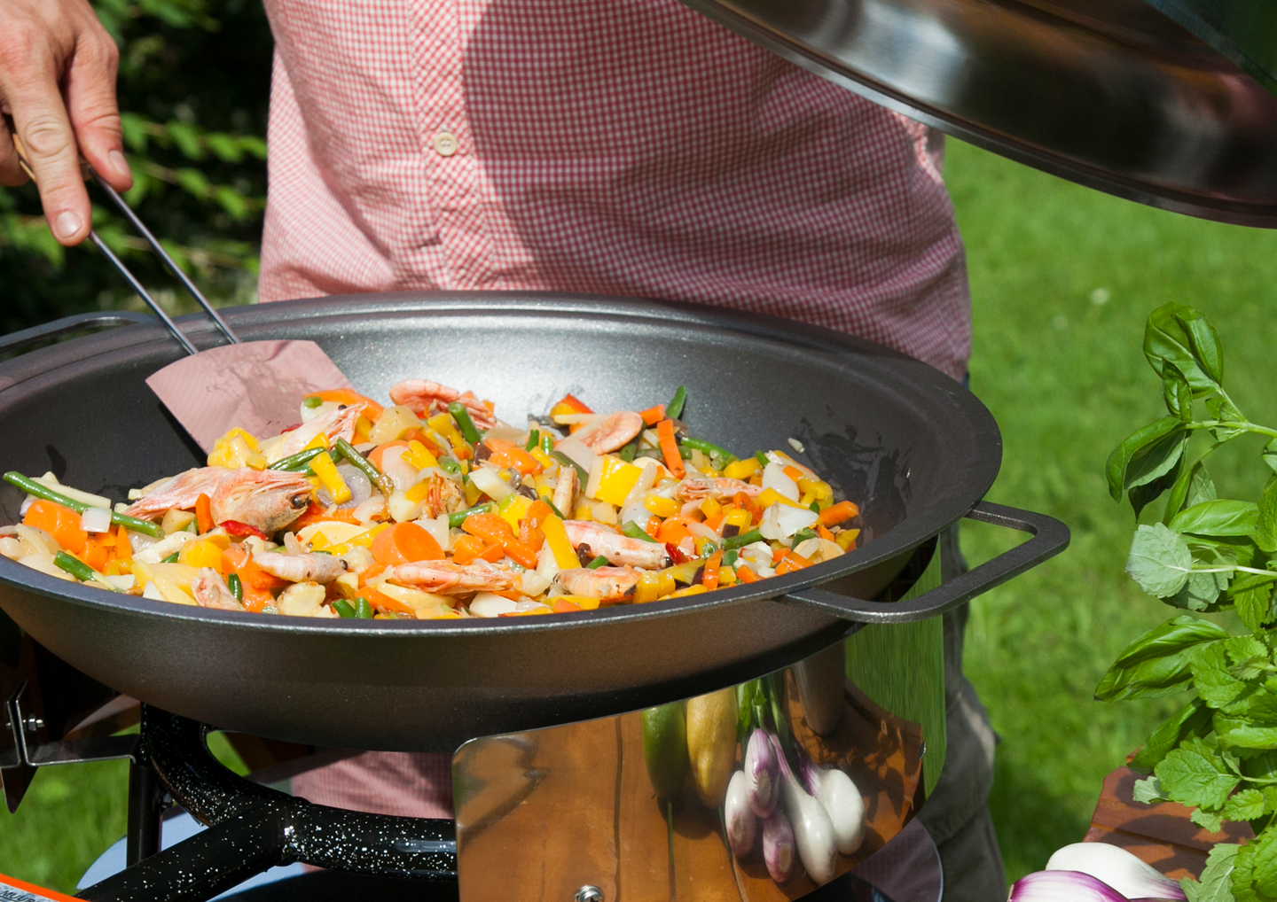 Wok-pannu Muurikka teräs 40cm