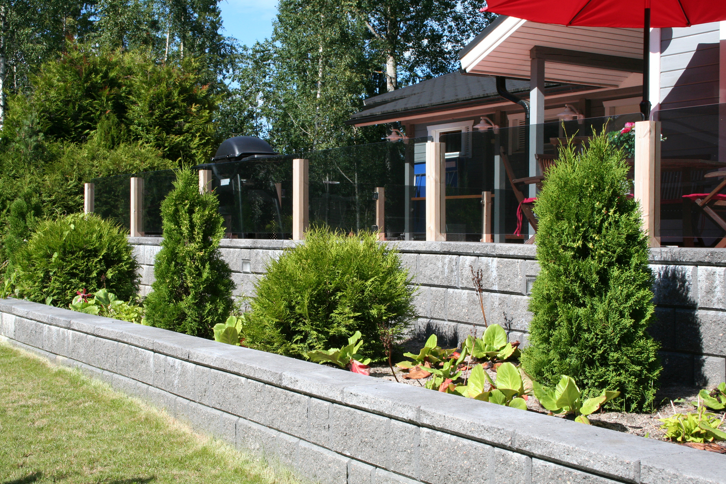 Kansikivi HB iso vallikiven musta 500x260x70mm