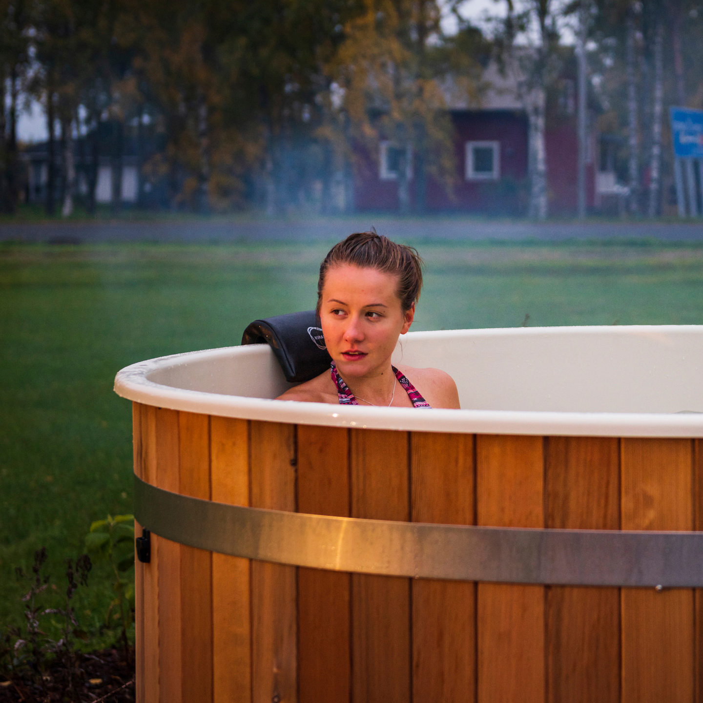 Niskatuki Kirami musta