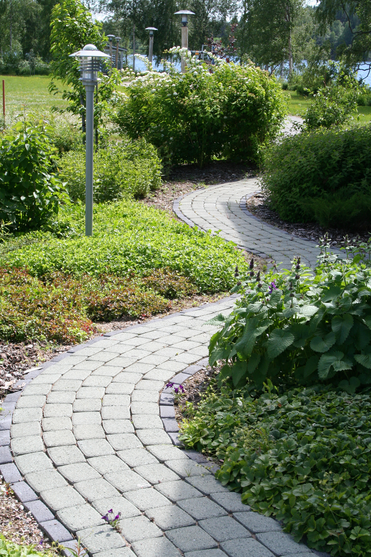 Perinnekivi HB 115x115x60mm harmaa