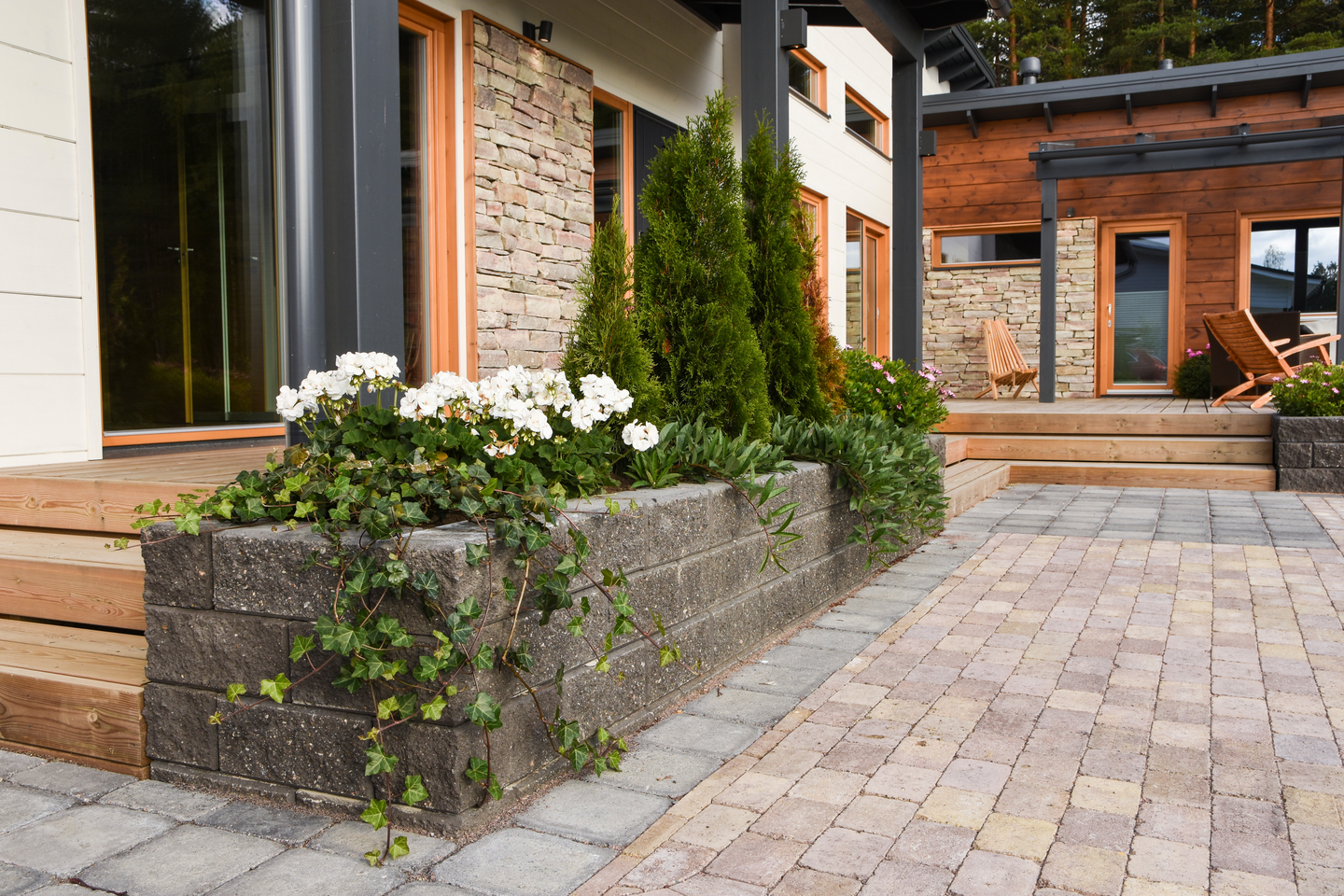 Antiikkilaatta Lakka musta 238x238x60mm 17,7kpl/m²