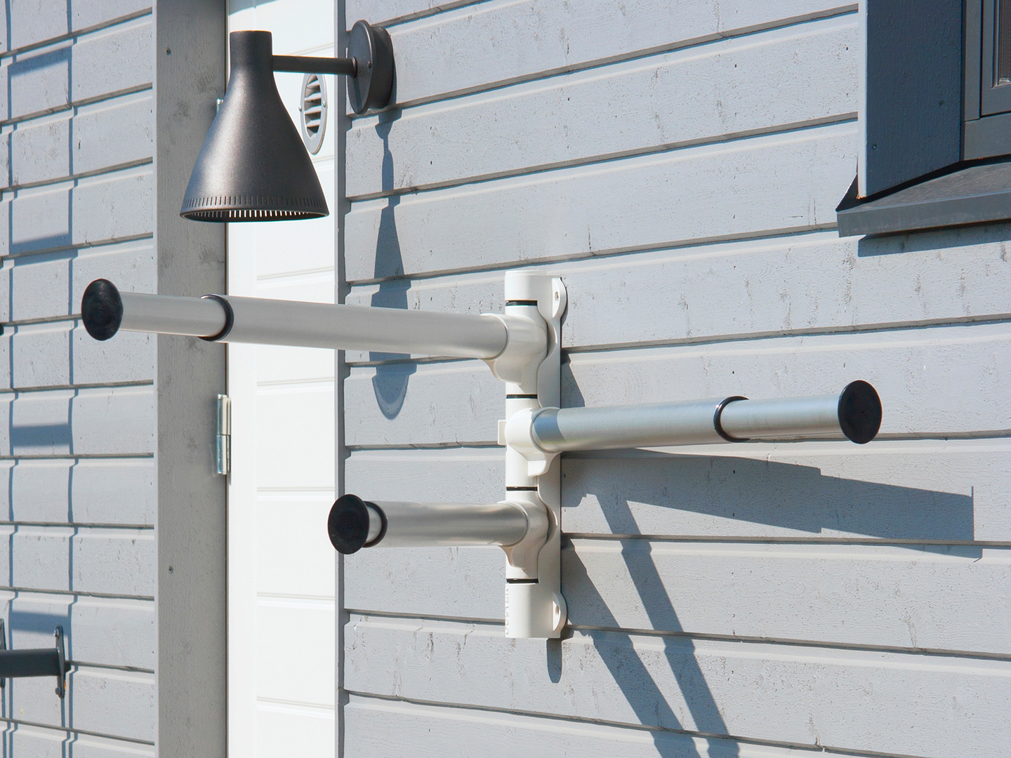 Tuuletusteline Pisla Duster L valkoinen