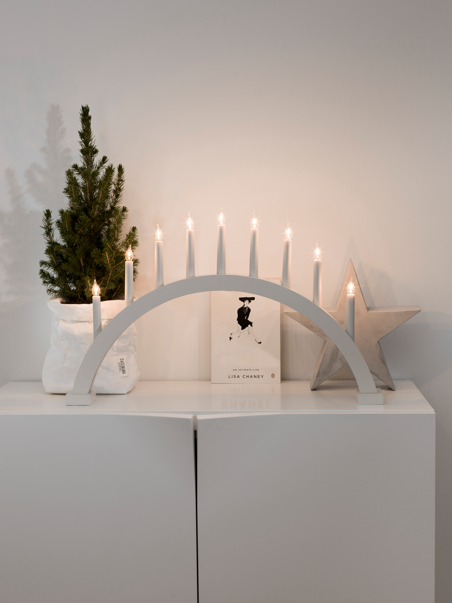 Kaarikynttelikkö Konstsmide 3579-210 9-osainen valkoinen