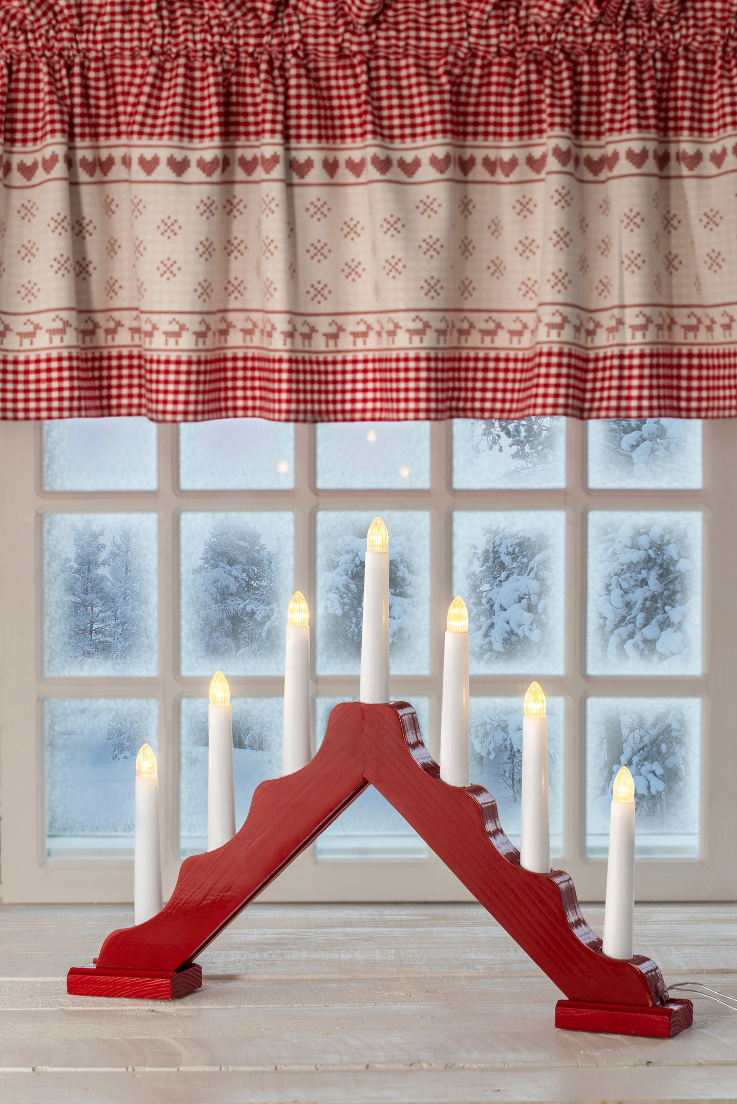 A-kynttelikkö Airam Silja punainen