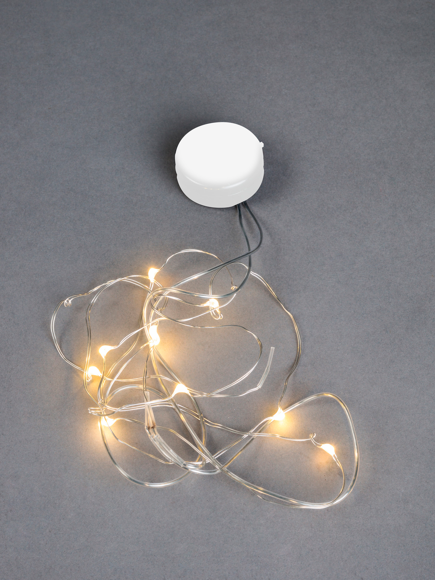 Led-valolanka Airam nappi 90cm 10 lediä hopea johto CR2032