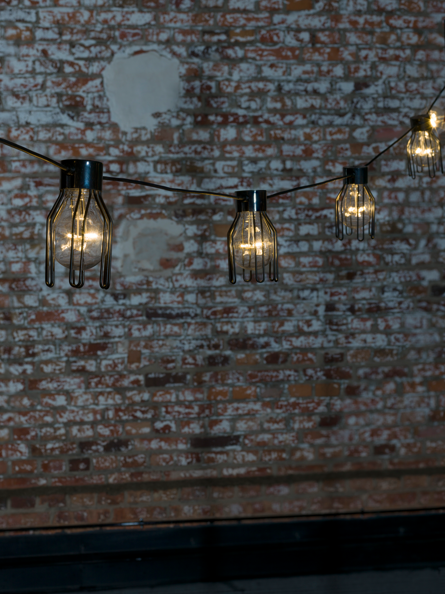 Lisätarvike Konstsmide Tivoli-sarjaan musta