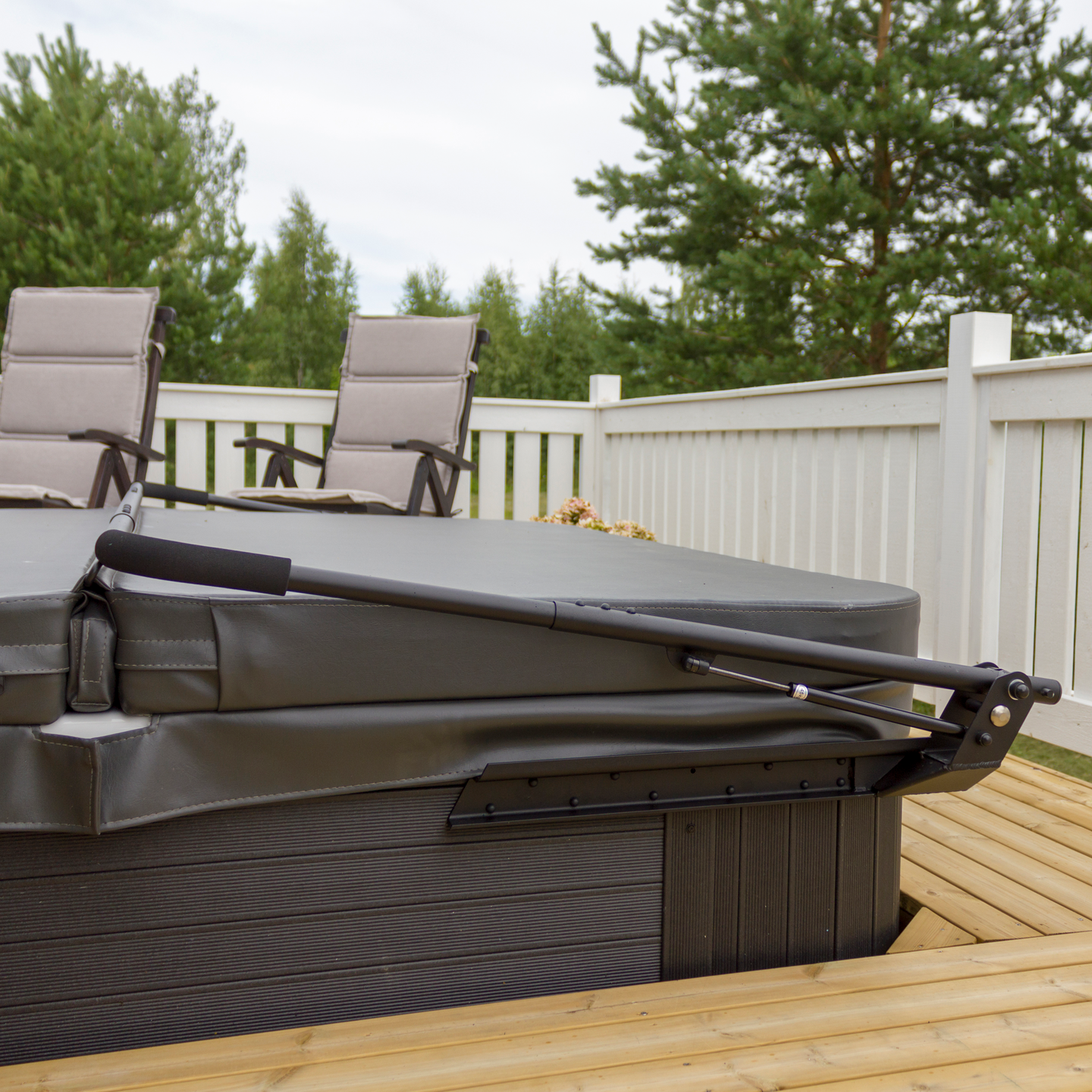 Kansiteline Novitek kaasujousi Premium