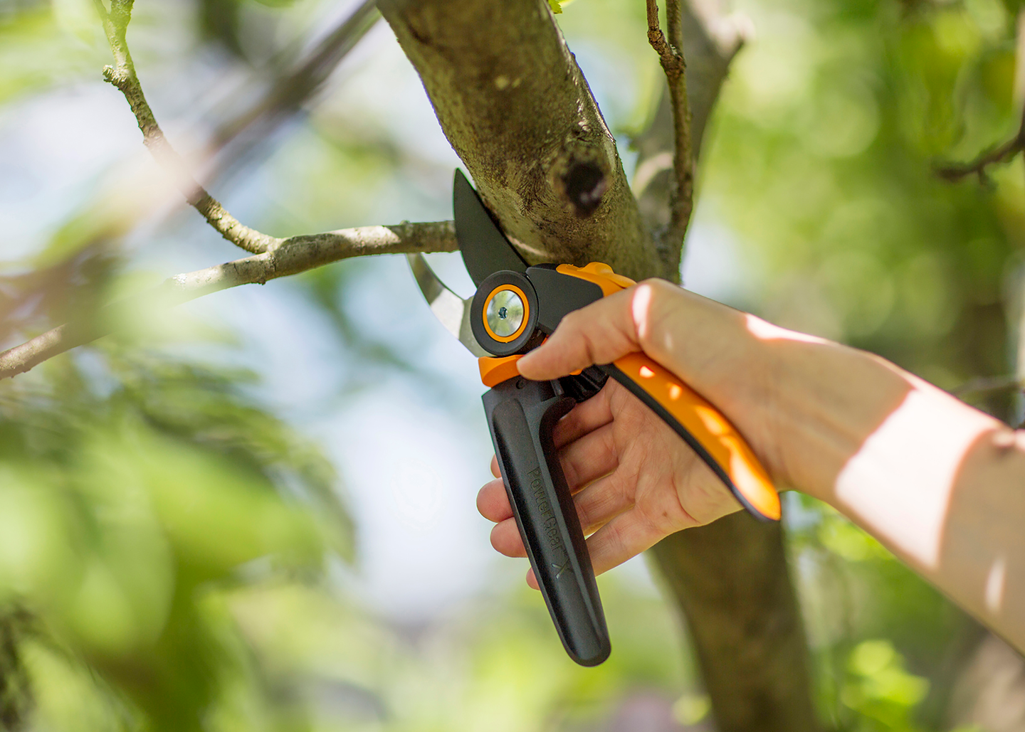 Oksasakset Fiskars Powergear X L ohileikkaava px94