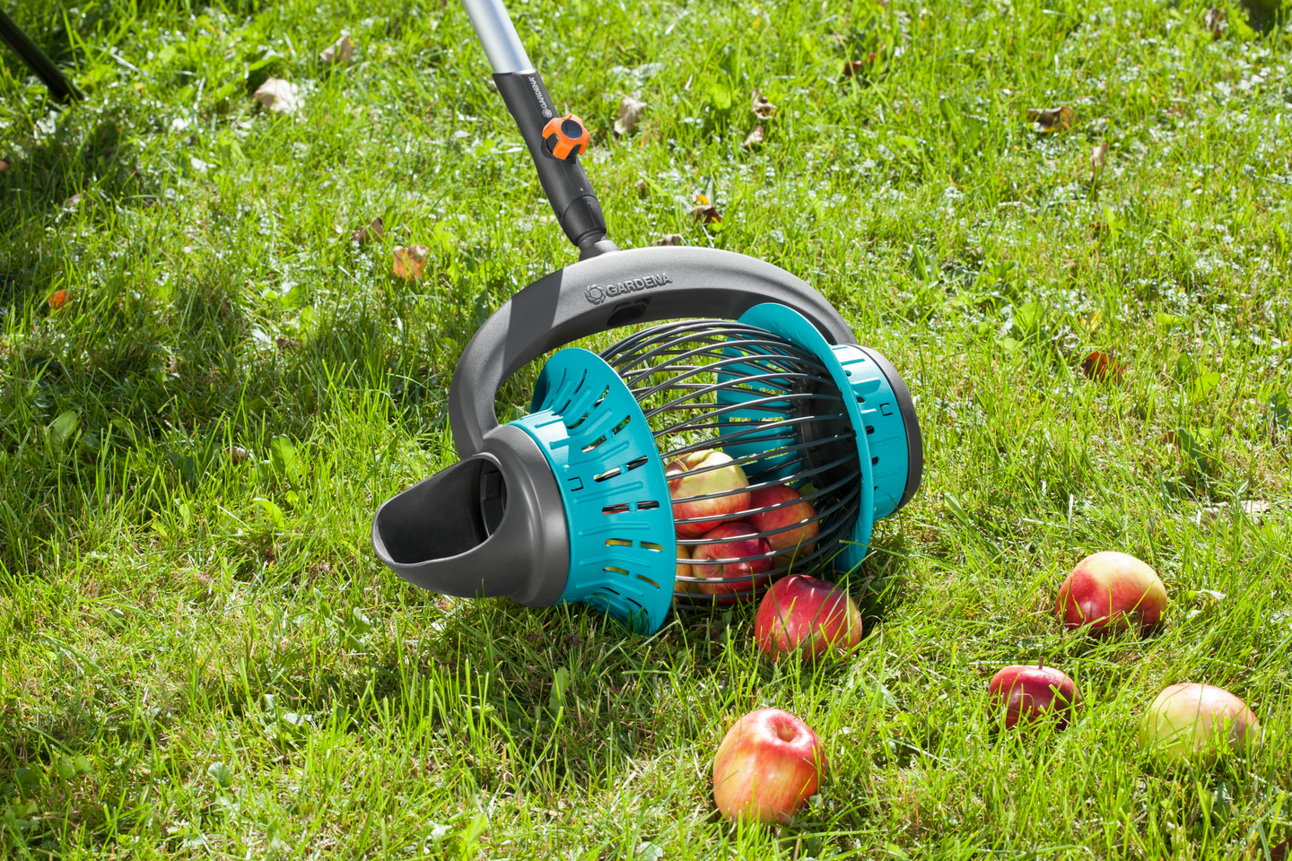 FRUKTUPPSAMLARE M 130CM SKAFT GARDENA COMBISET 03108-30