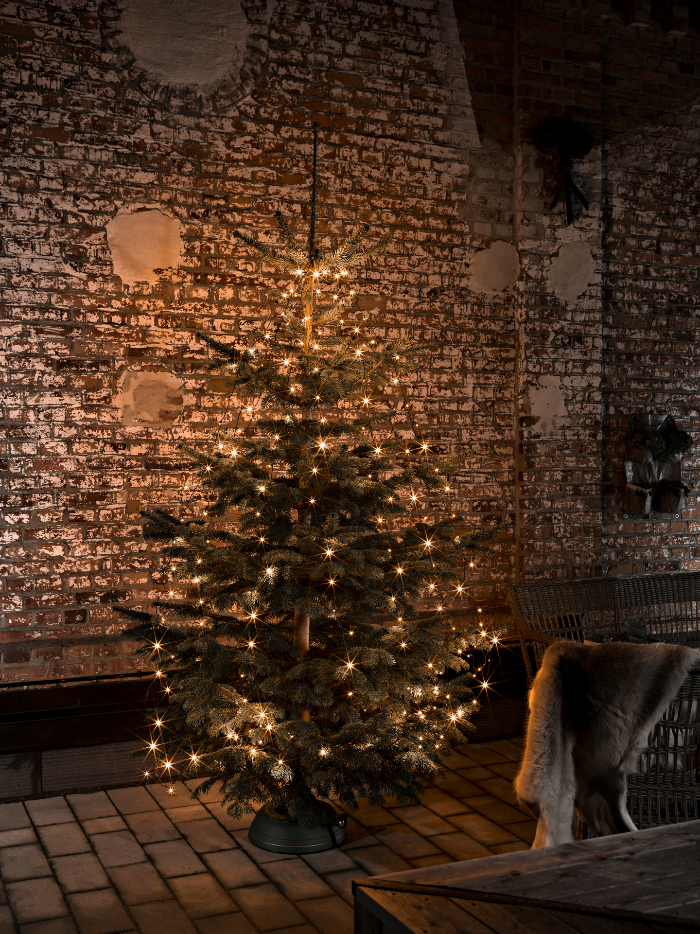 Ulkovalosarja Konstsmide säihky 2,4m 240 lediä Amber 6320-810