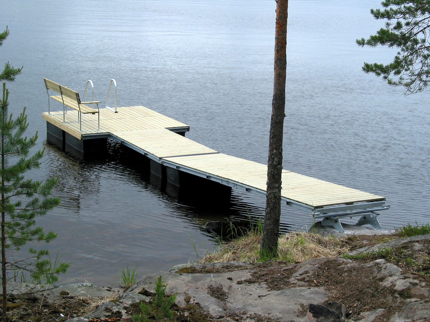 Laituri Luoman Ulpukka ULCX 1-5-6 pituus 9,3m