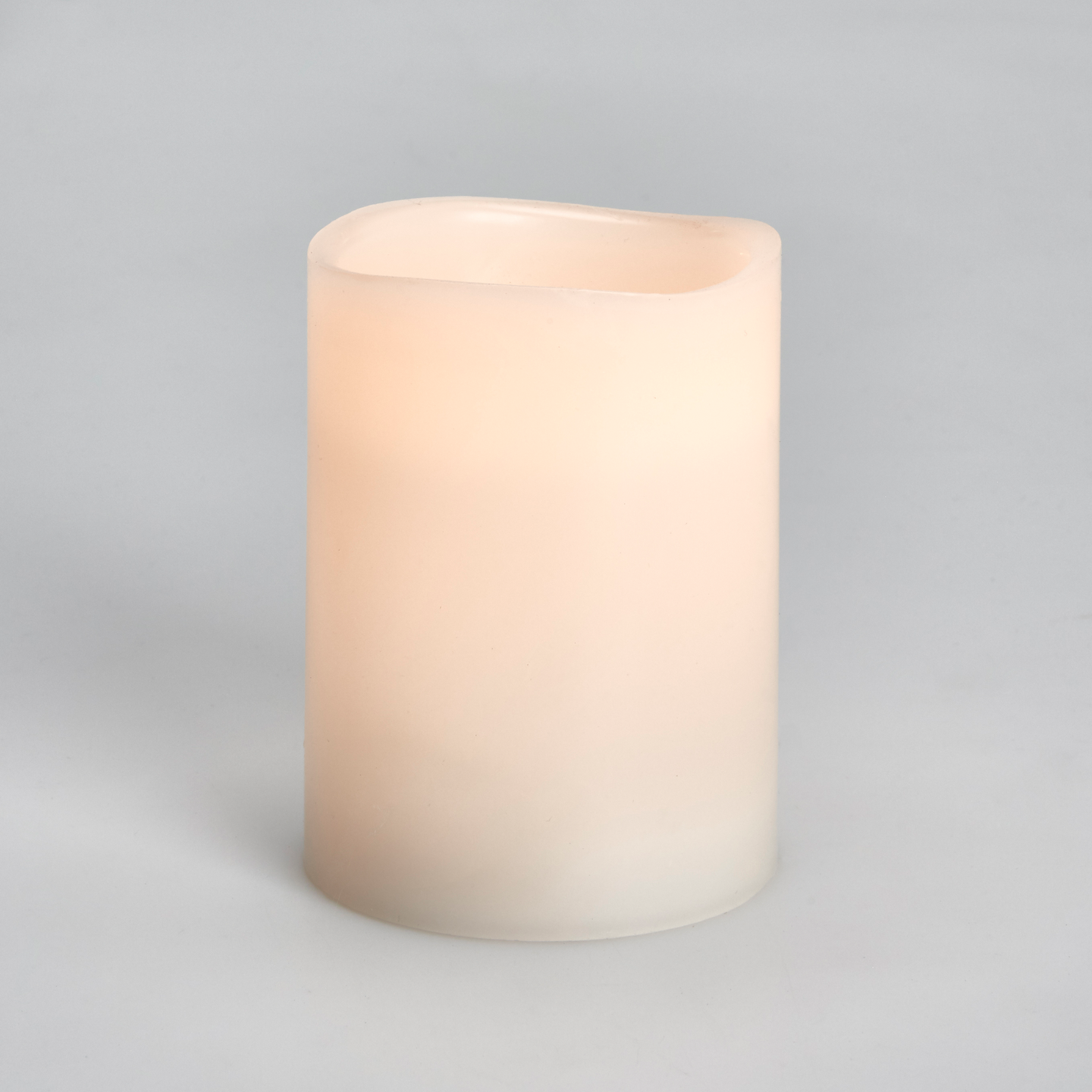 Led-vahakynttilä Cello 13x7,5cm valkoinen