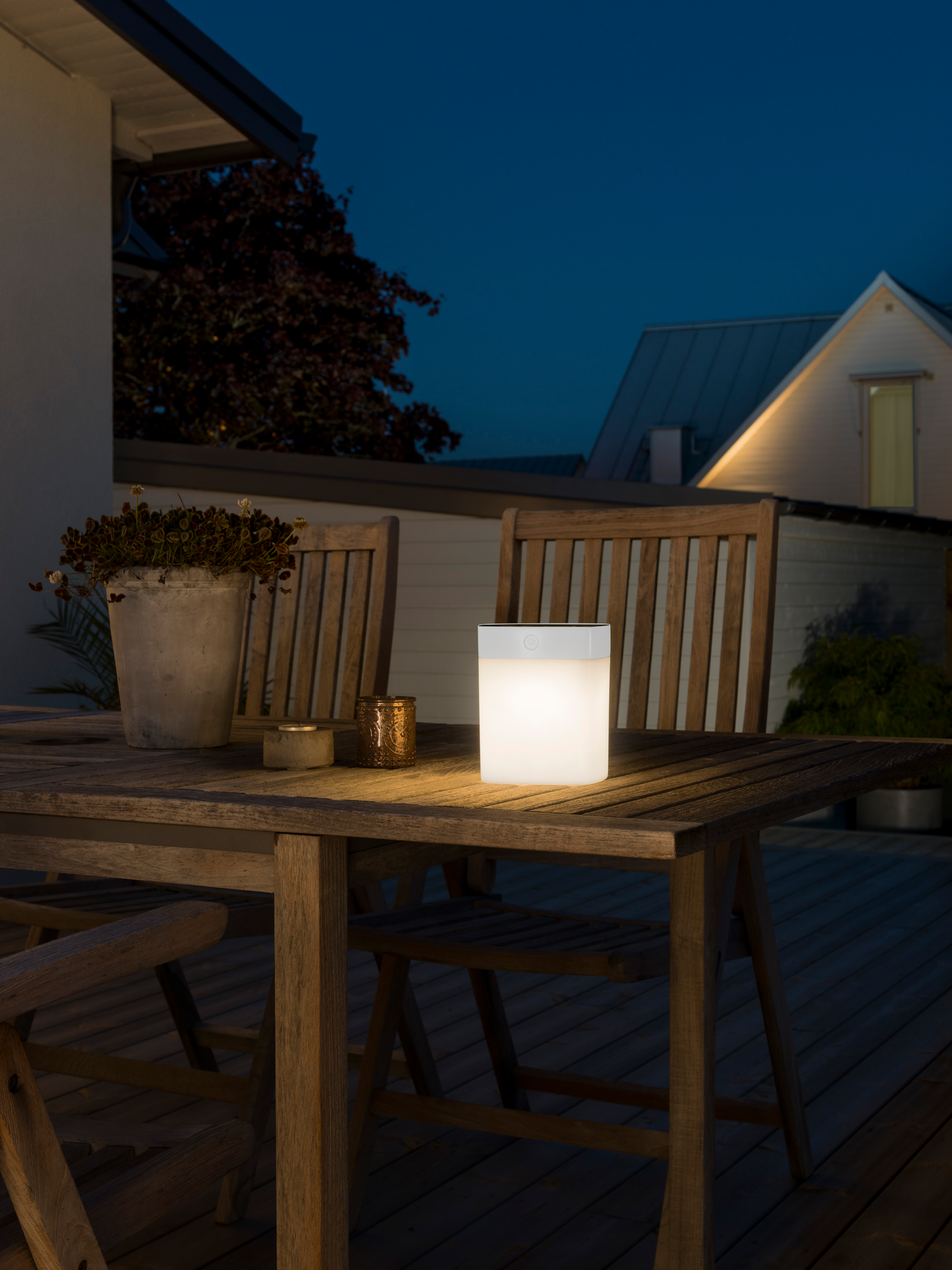 Aurinkokennovalaisin Konstsmide himmennettävä assisi 7806-202