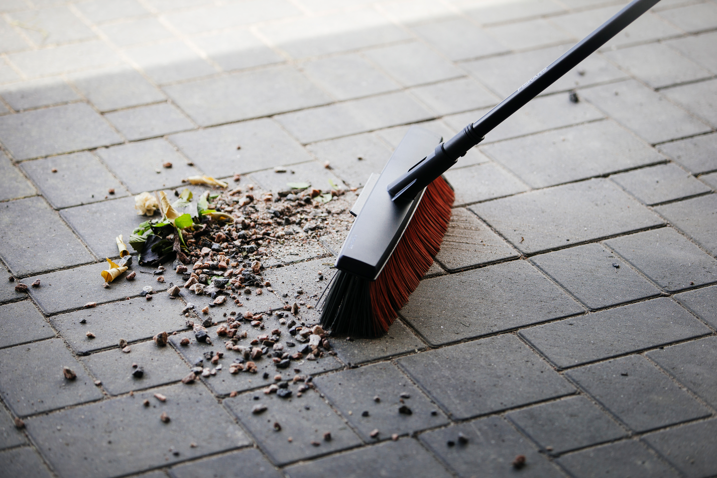 Monitoimiharja Fiskars Solid L 1025926