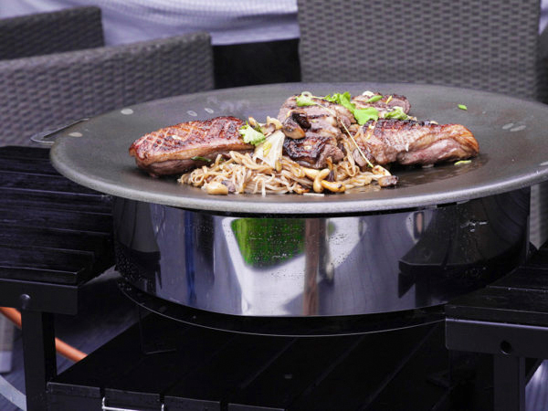 Muurikka-pannu 58cm suojapussissa ilman jalkoja