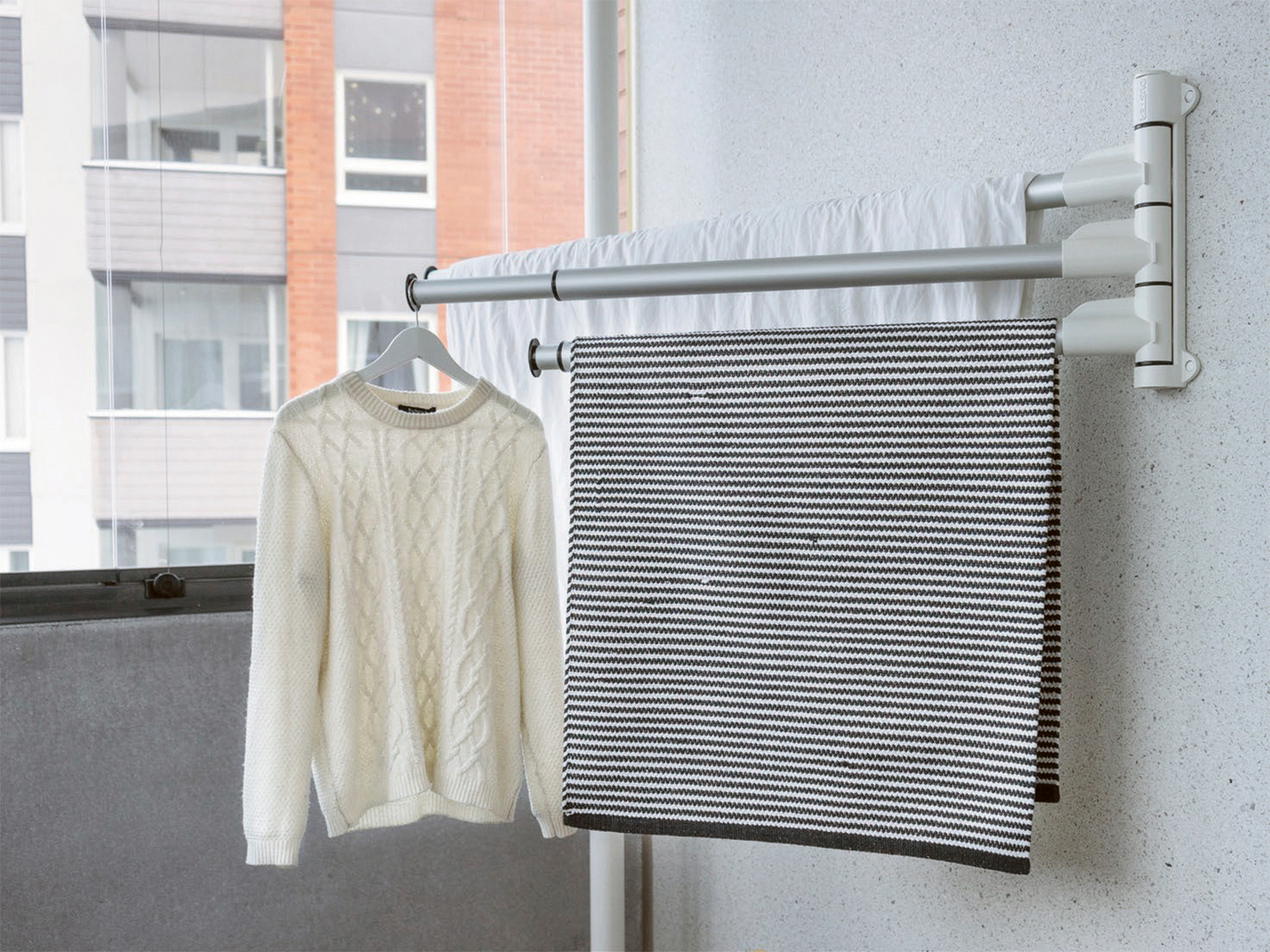 Tuuletusteline Pisla Duster M3 valkoinen