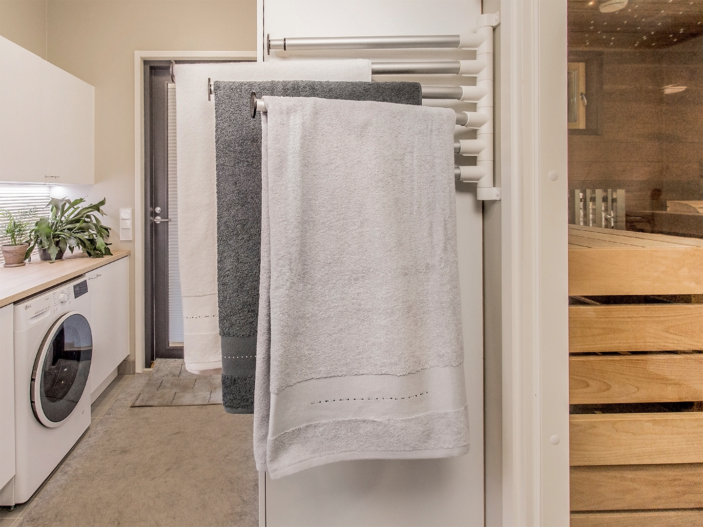 Tuuletusteline Pisla Duster M6 valkoinen