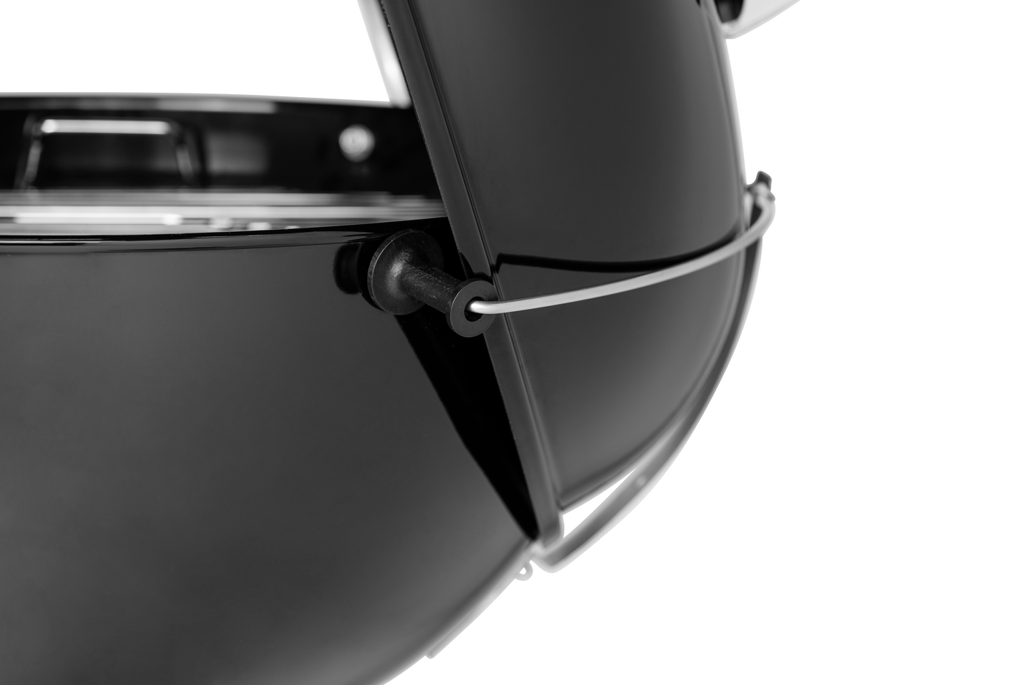 MASTER-TOUCH WEBER GBS SE E5755 57CM, SVART KOLGRILL