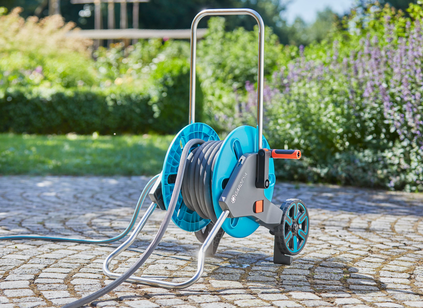 Puutarhaletku Gardena Liano 20m sarja ruiskusuutin ja hanaliitin 1/2in