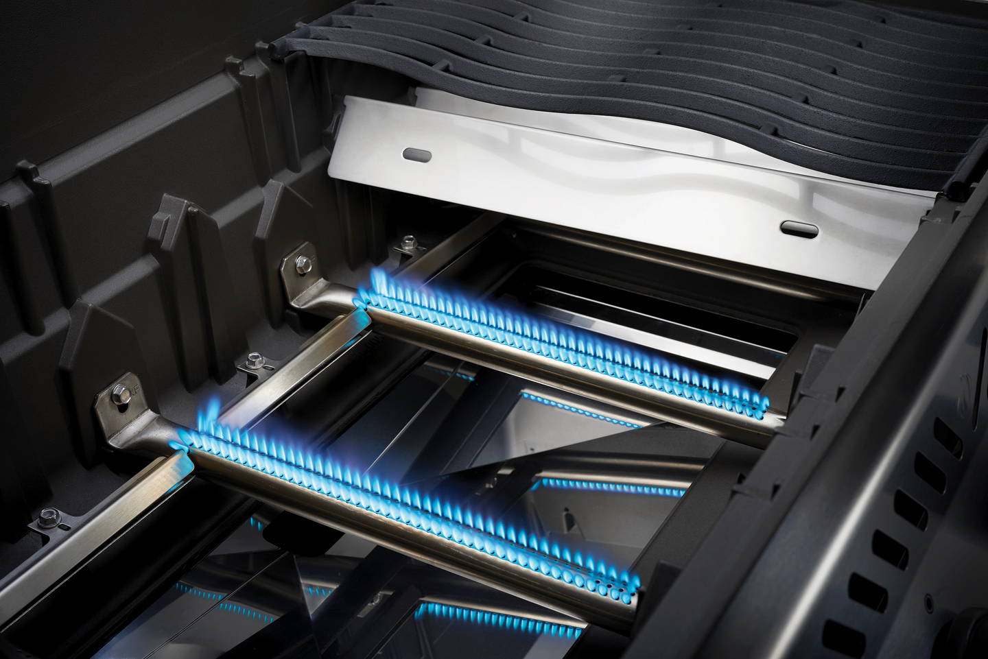 Kaasugrilli Napoleon Rogue RXT425SIB