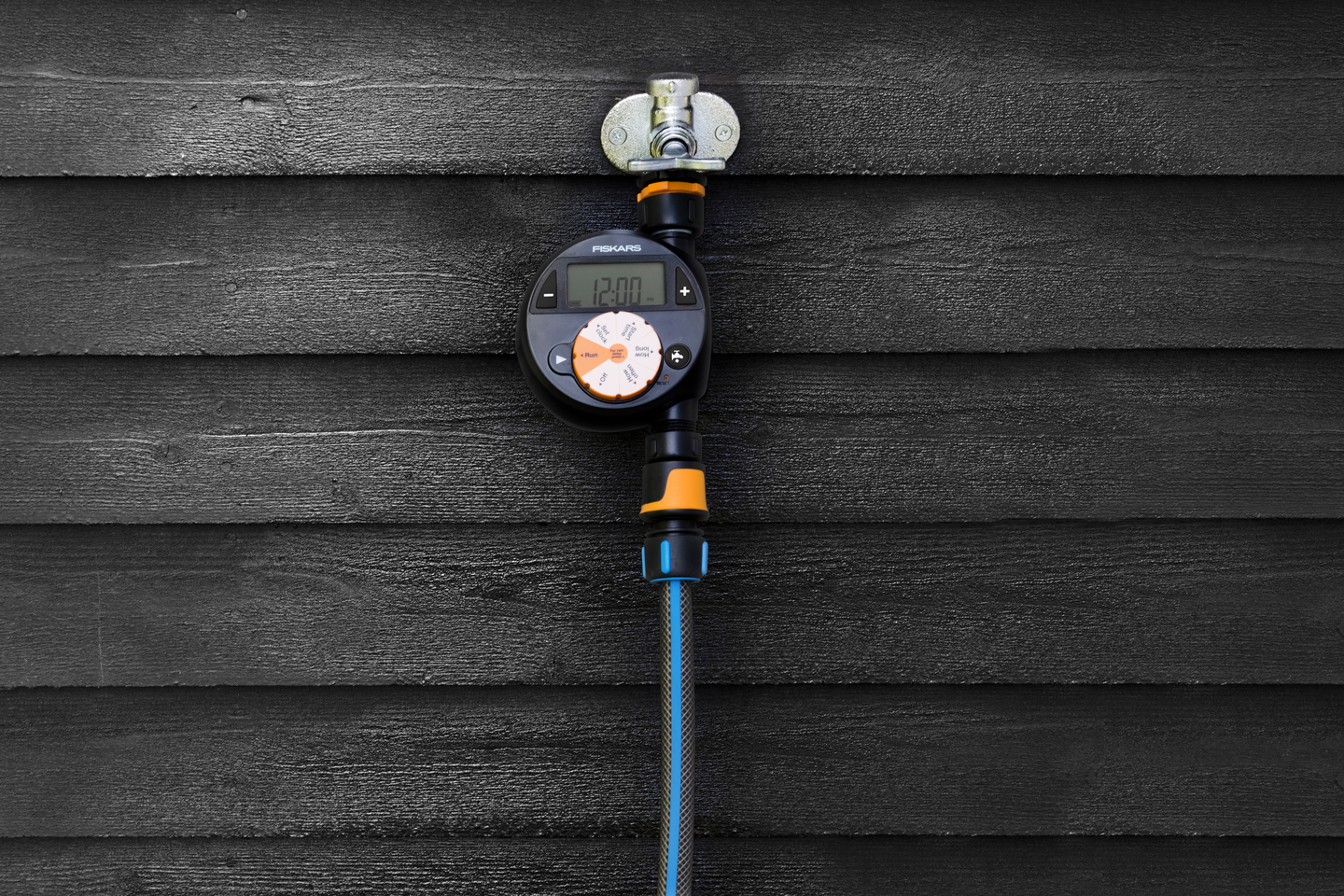Kasteluajastin Fiskars yhdellä ulostulolla
