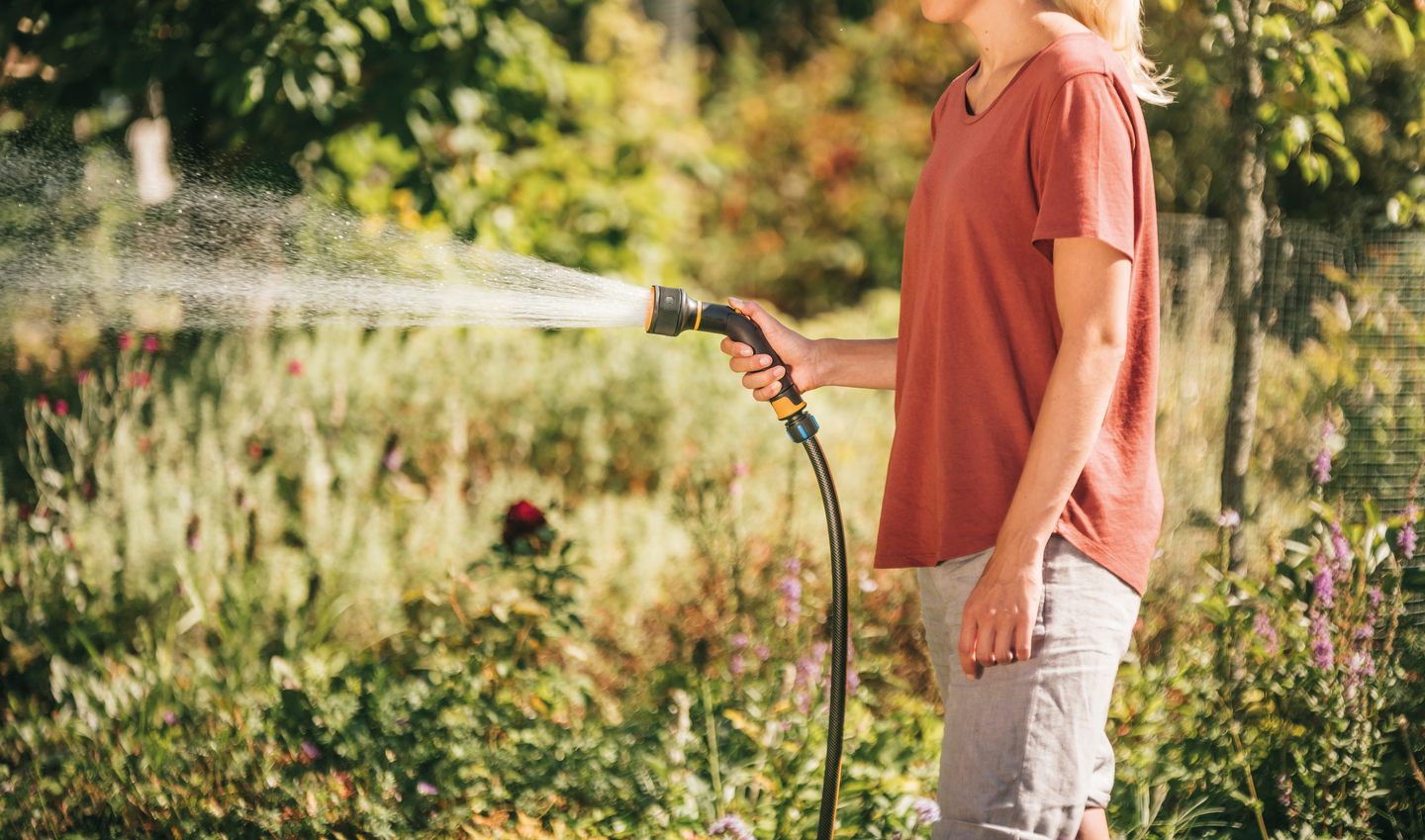 Kastelupistooli Fiskars 3-toimisella suihkulla CF