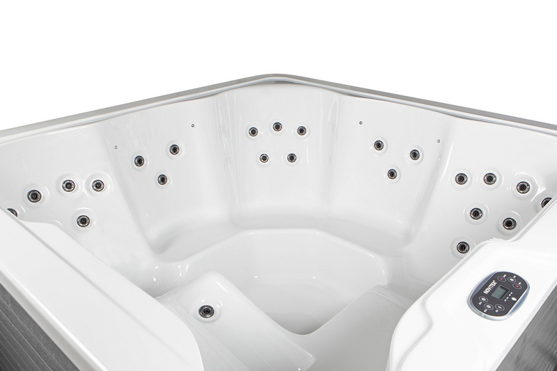 Ulkoporeallas Novitek Luosto