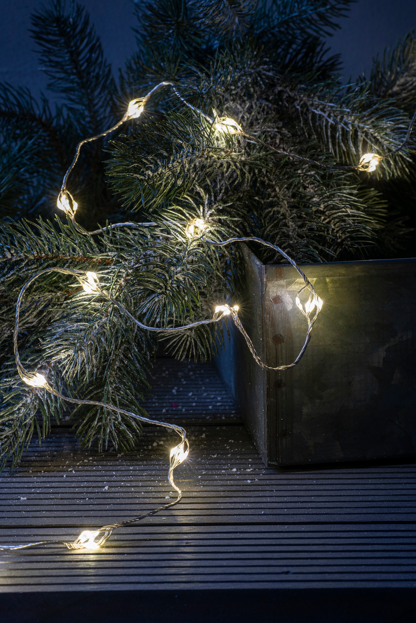 Led-valosarja Airam Roll 100 led/1,9m lämmin valkoinen