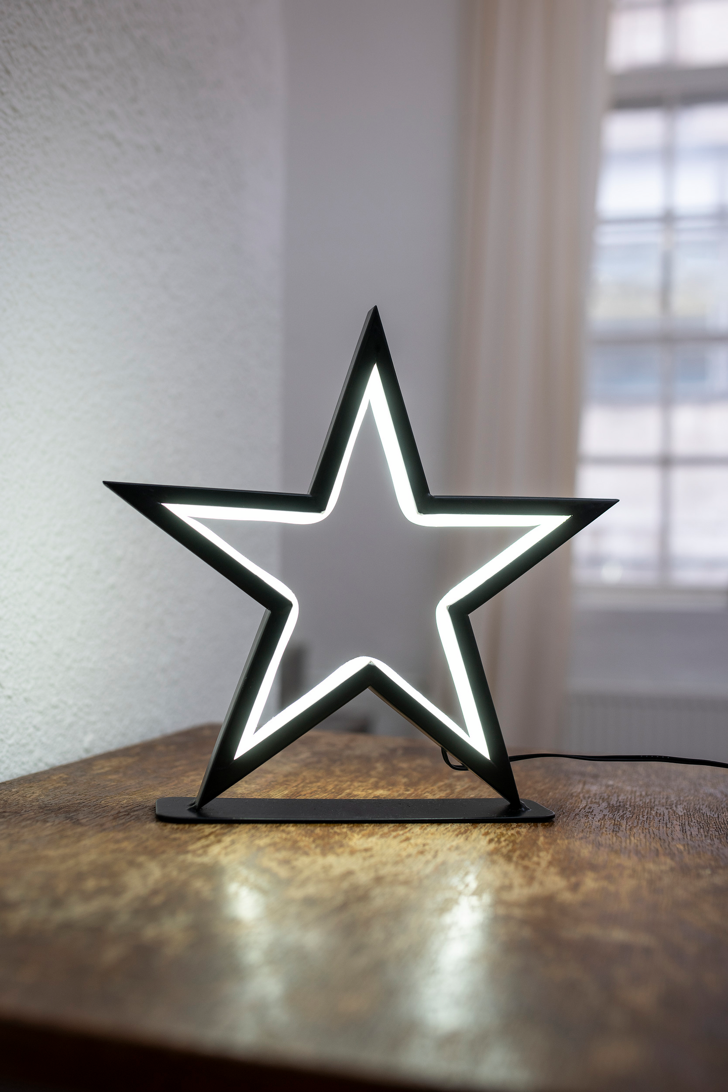 Tähti Airam Minnea IP20 musta