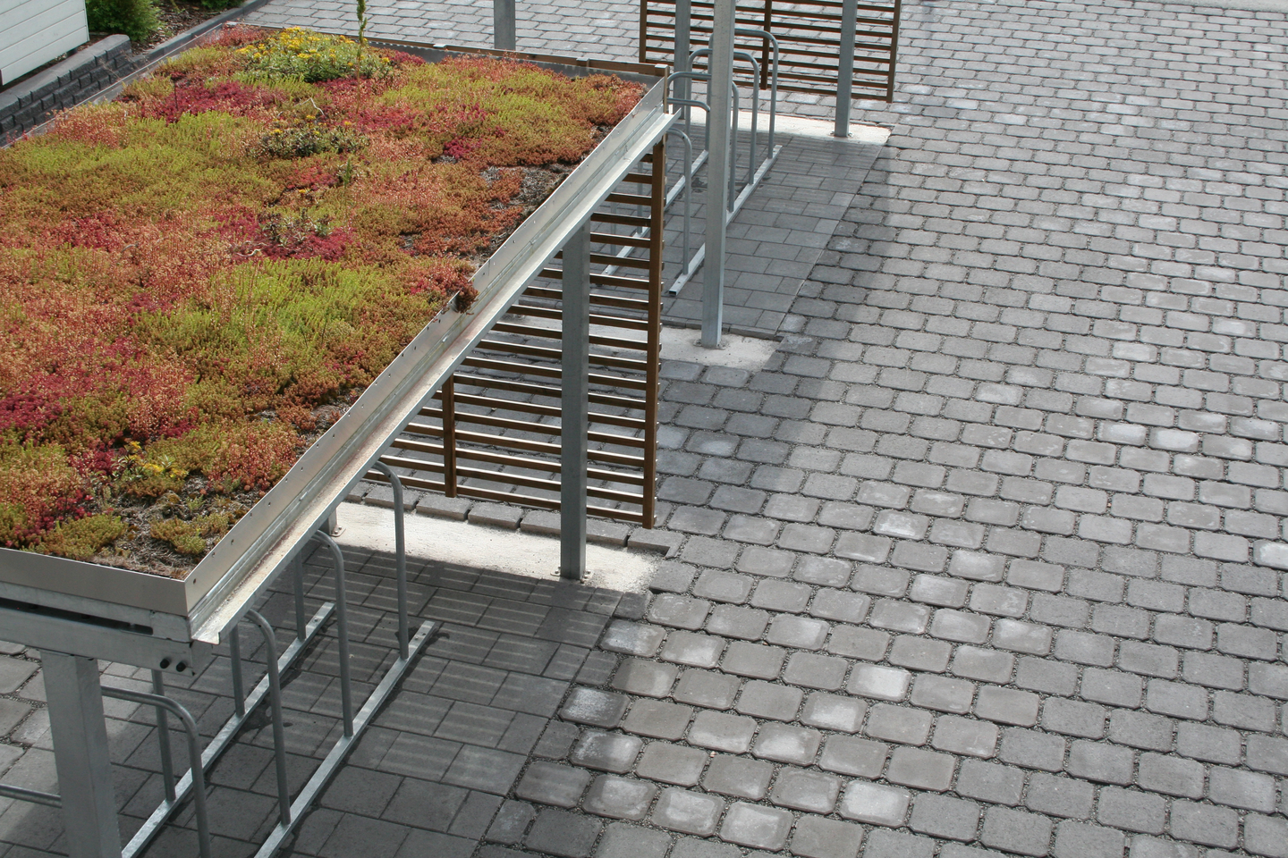 Hulelaatta HB 280x280x80mm musta