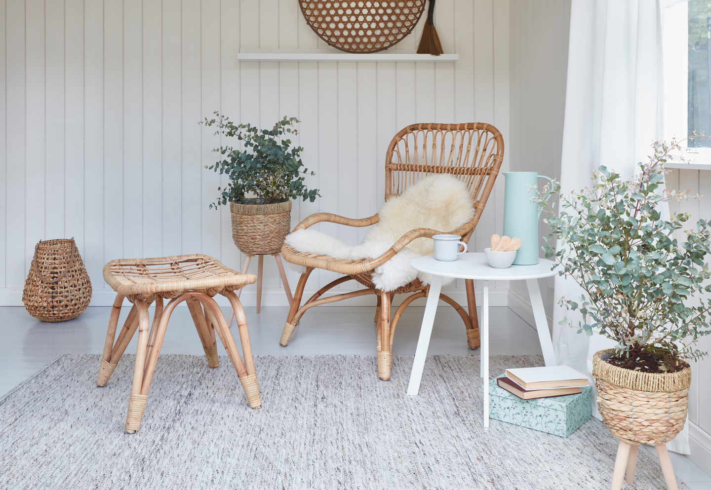 Rottinkituoli ja -rahi Cello Borneo