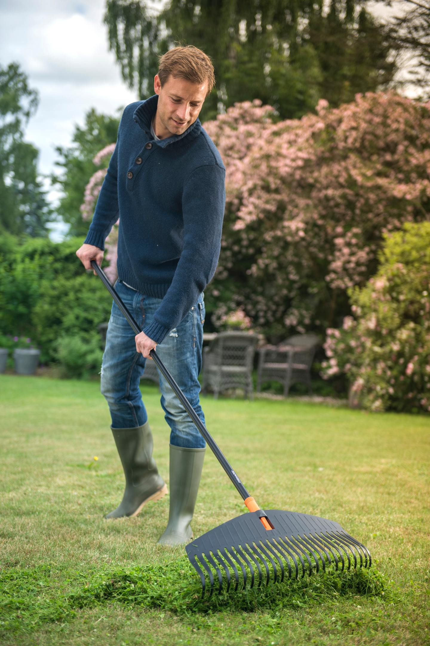 Lehtiharava Fiskars Solid L 1003465