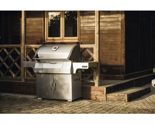 Hiiligrilli Napoleon PRO605