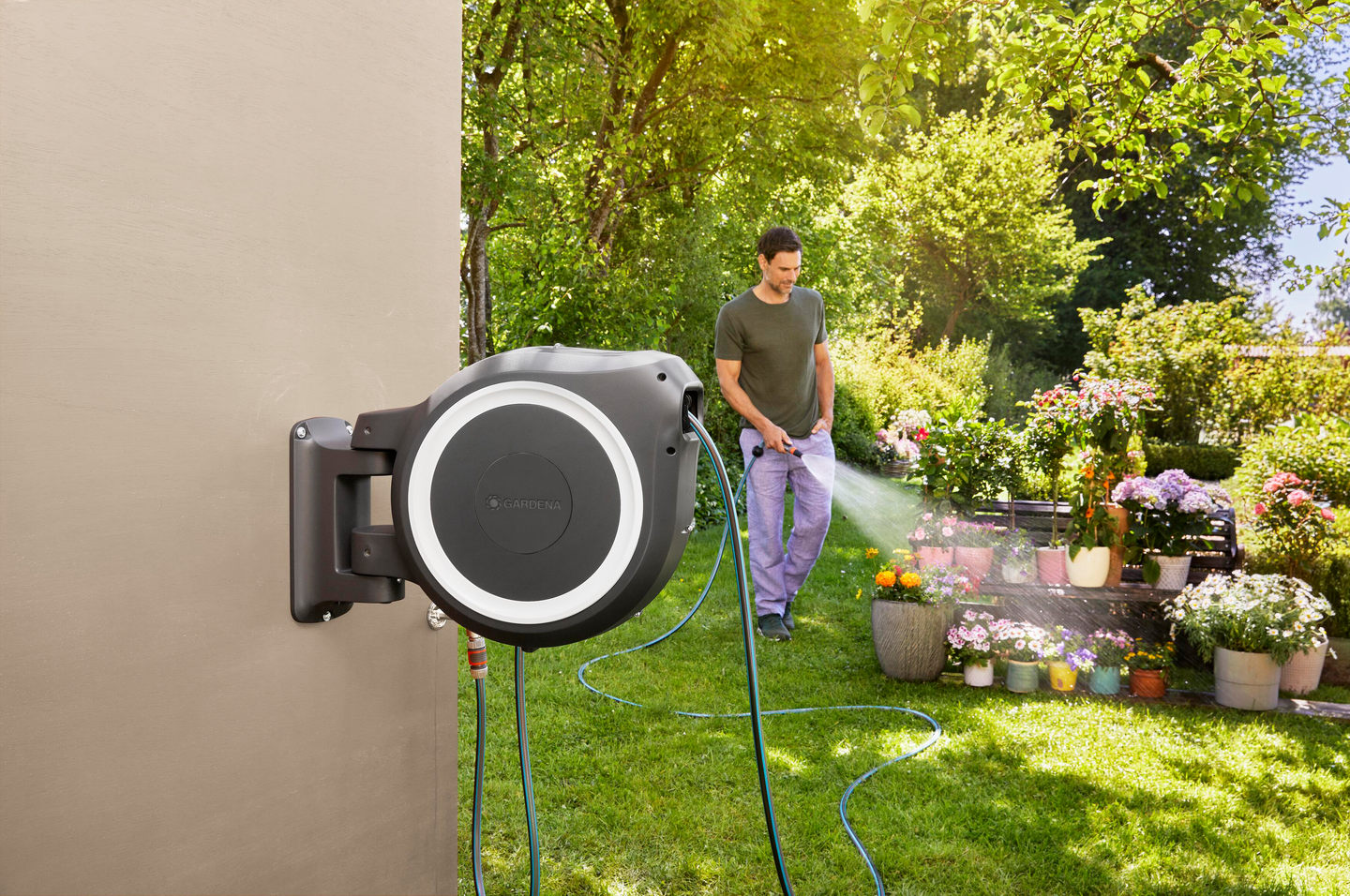 Seinäletkukela Gardena RollUp M 20m valkoinen