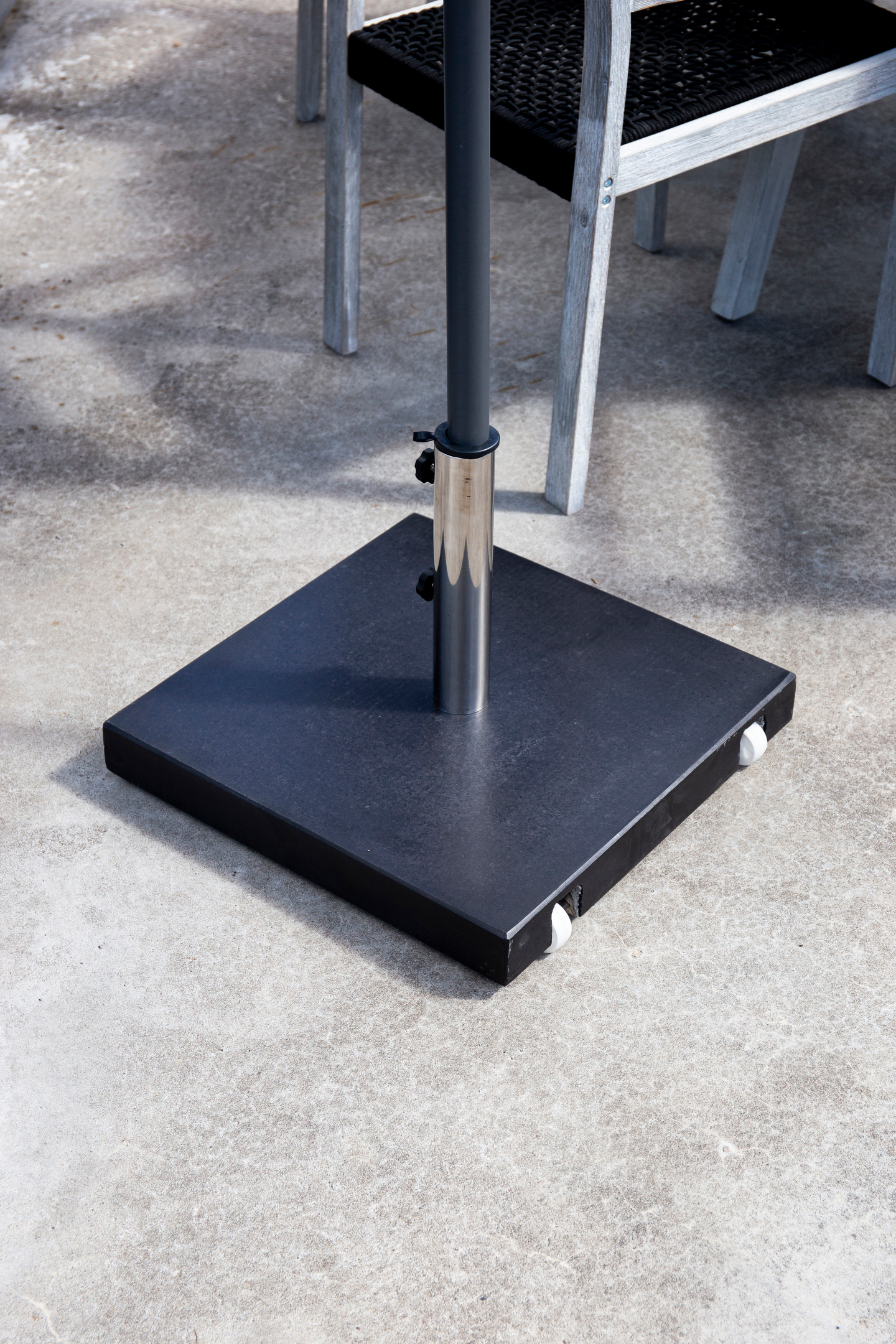 STUREFORS CELLO PARASOLLFOT SV., GRANIT