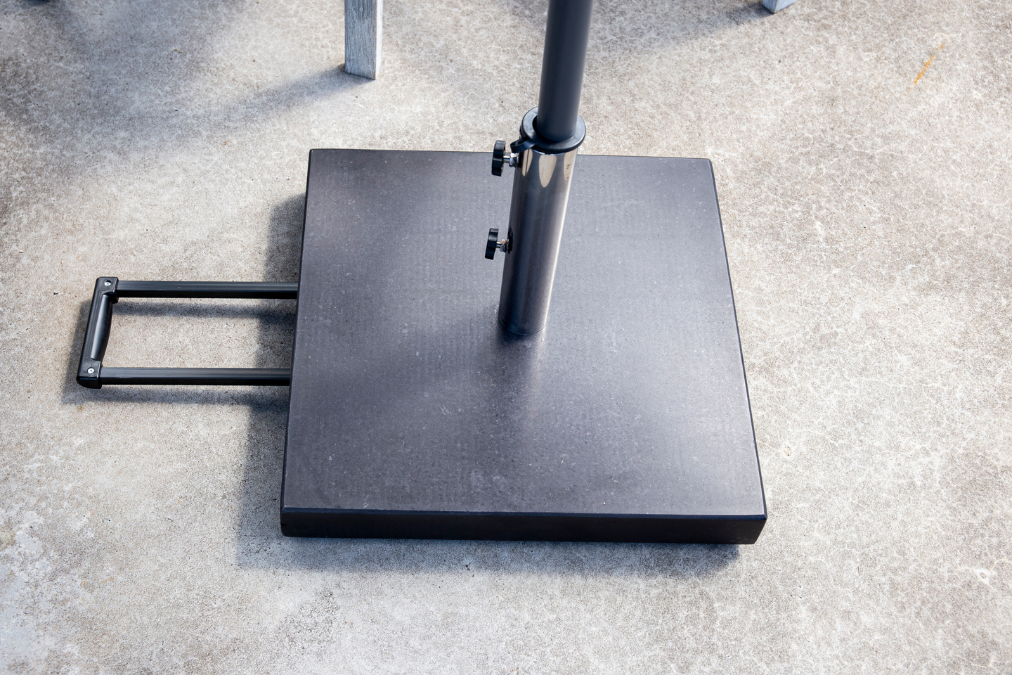 STUREFORS CELLO PARASOLLFOT SV., GRANIT